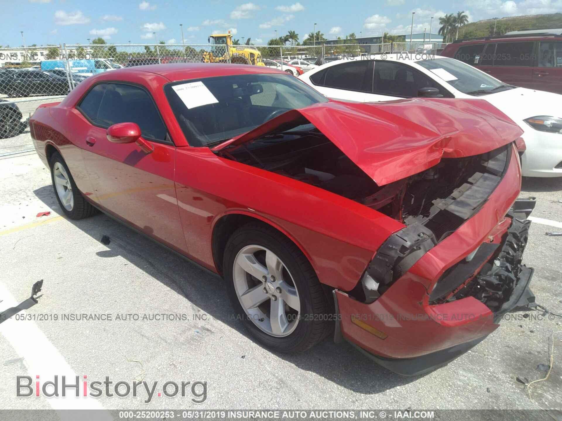 Photo 2C3CDYAG9DH517833 - DODGE CHALLENGER 2013