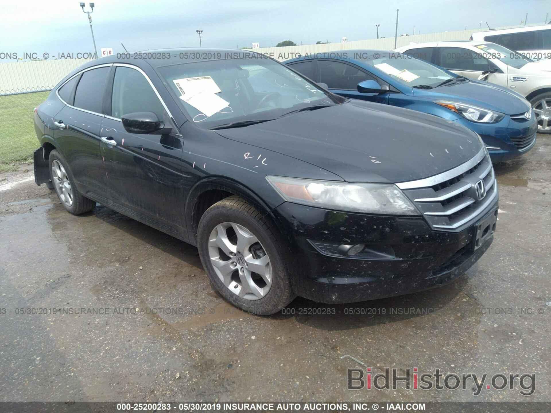 Photo 5J6TF1H52BL003401 - HONDA ACCORD CROSSTOUR 2011