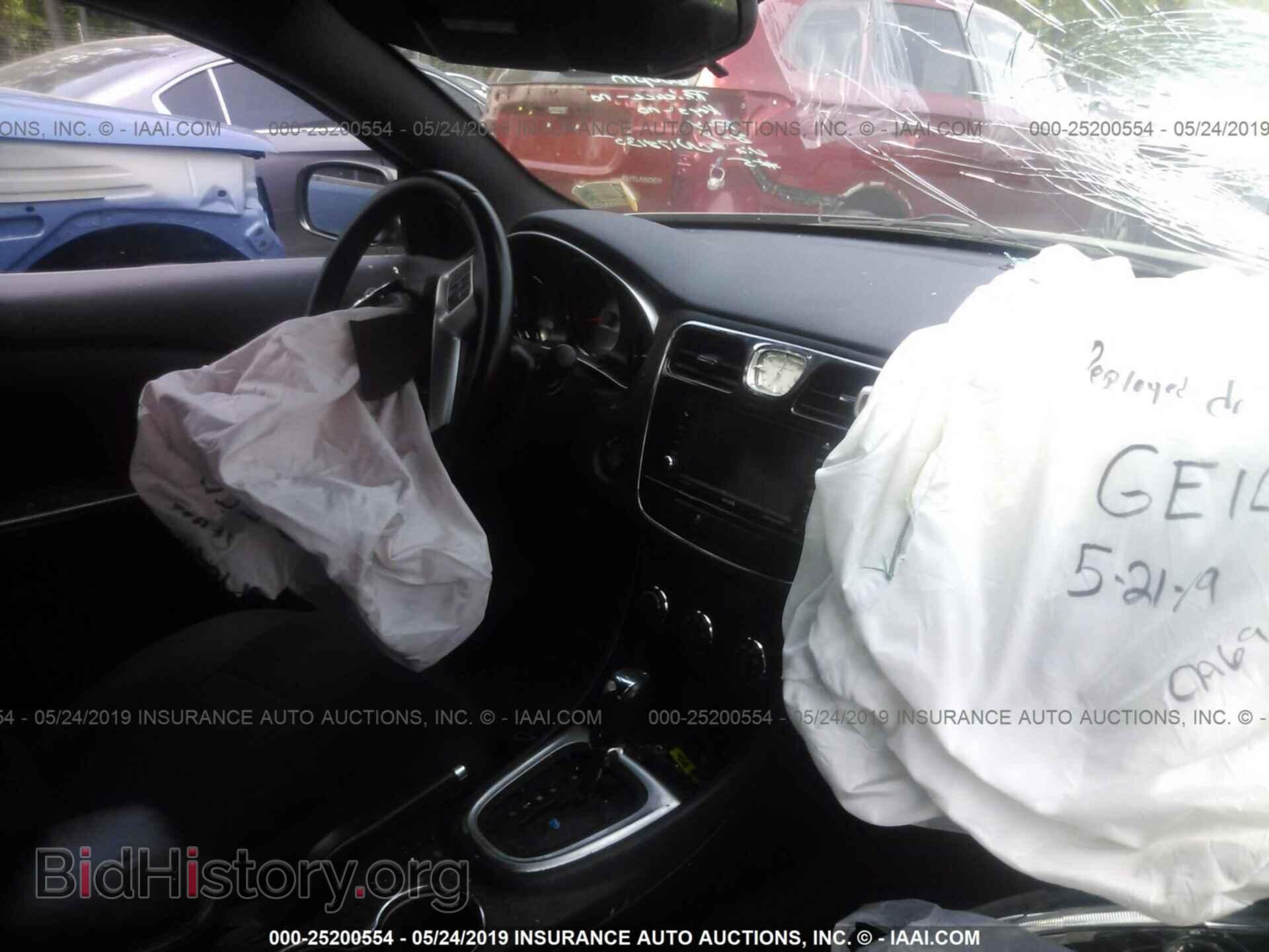 2012 CHRYSLER 200 - VIN: 1C3CCBBB8CN178135 - Фото 5