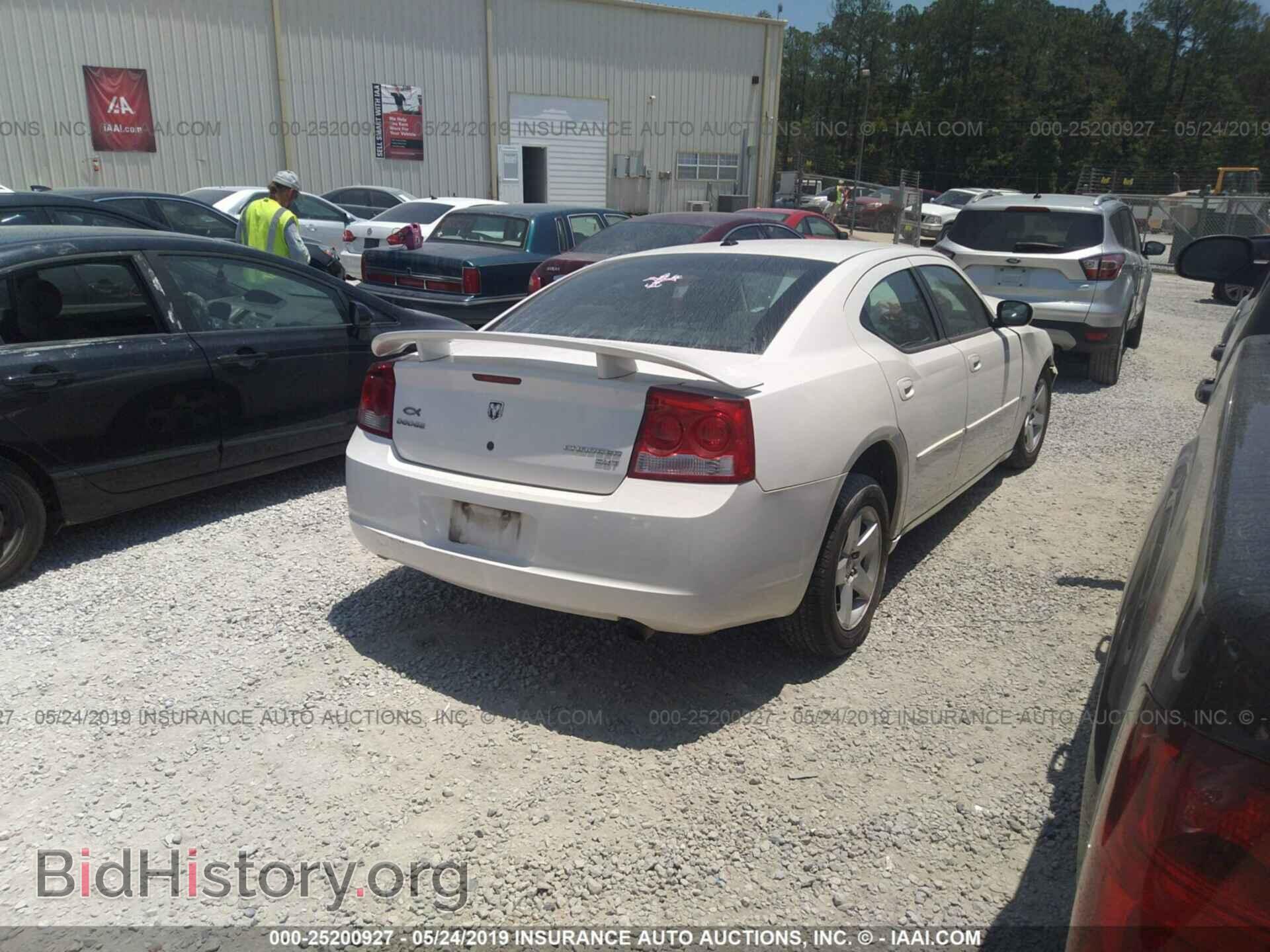 2010 DODGE CHARGER - VIN: 2B3CA3CV6AH165228 - Фото 4