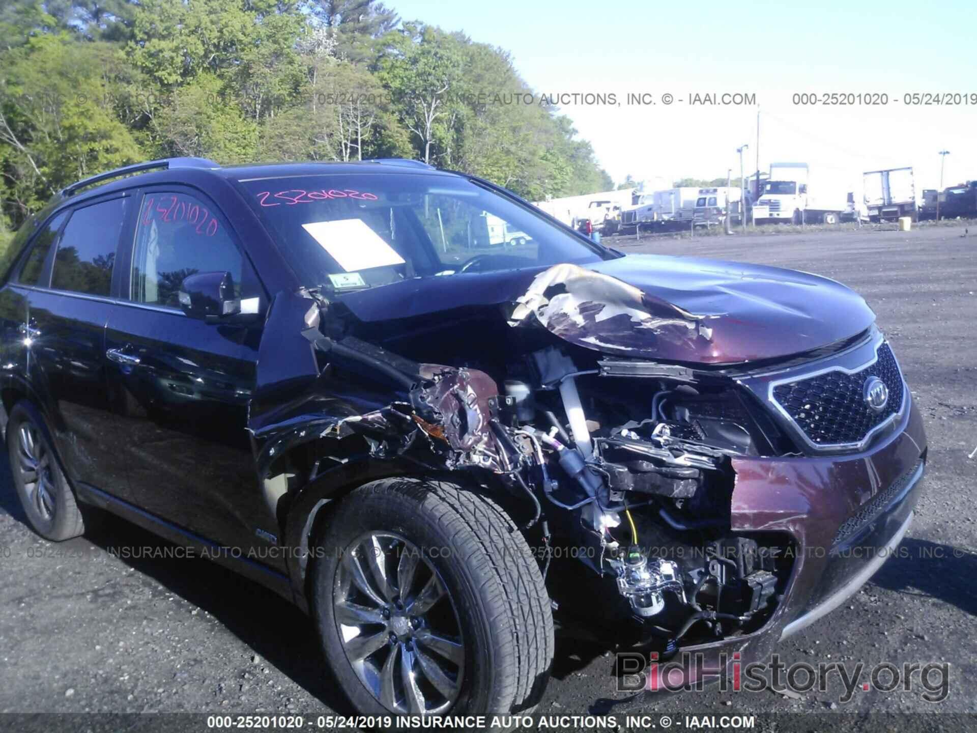 Photo 5XYKWDA23BG122525 - KIA SORENTO 2011