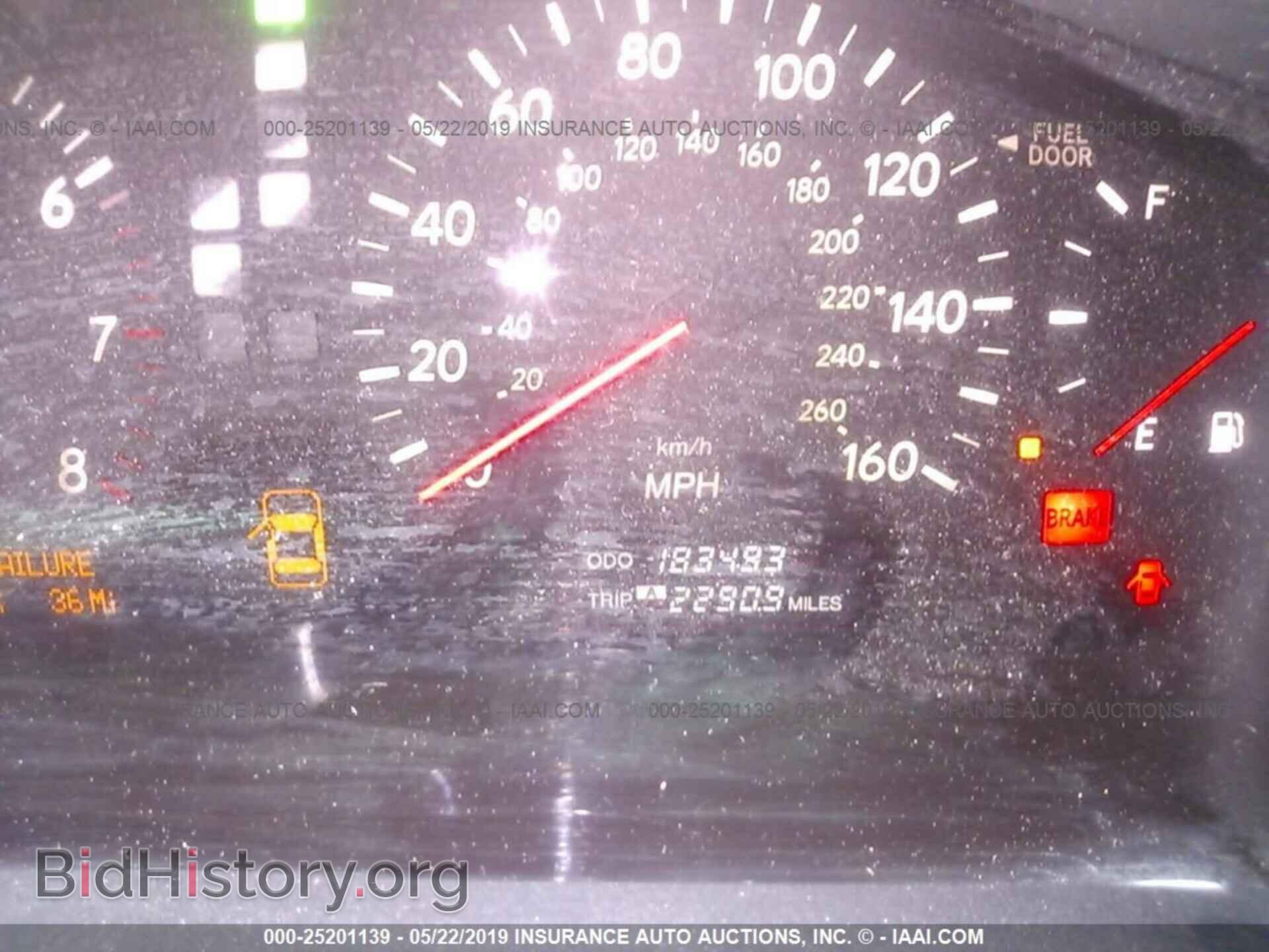 2002 LEXUS LS - VIN: JTHBN30FX20052916 - Photo 7