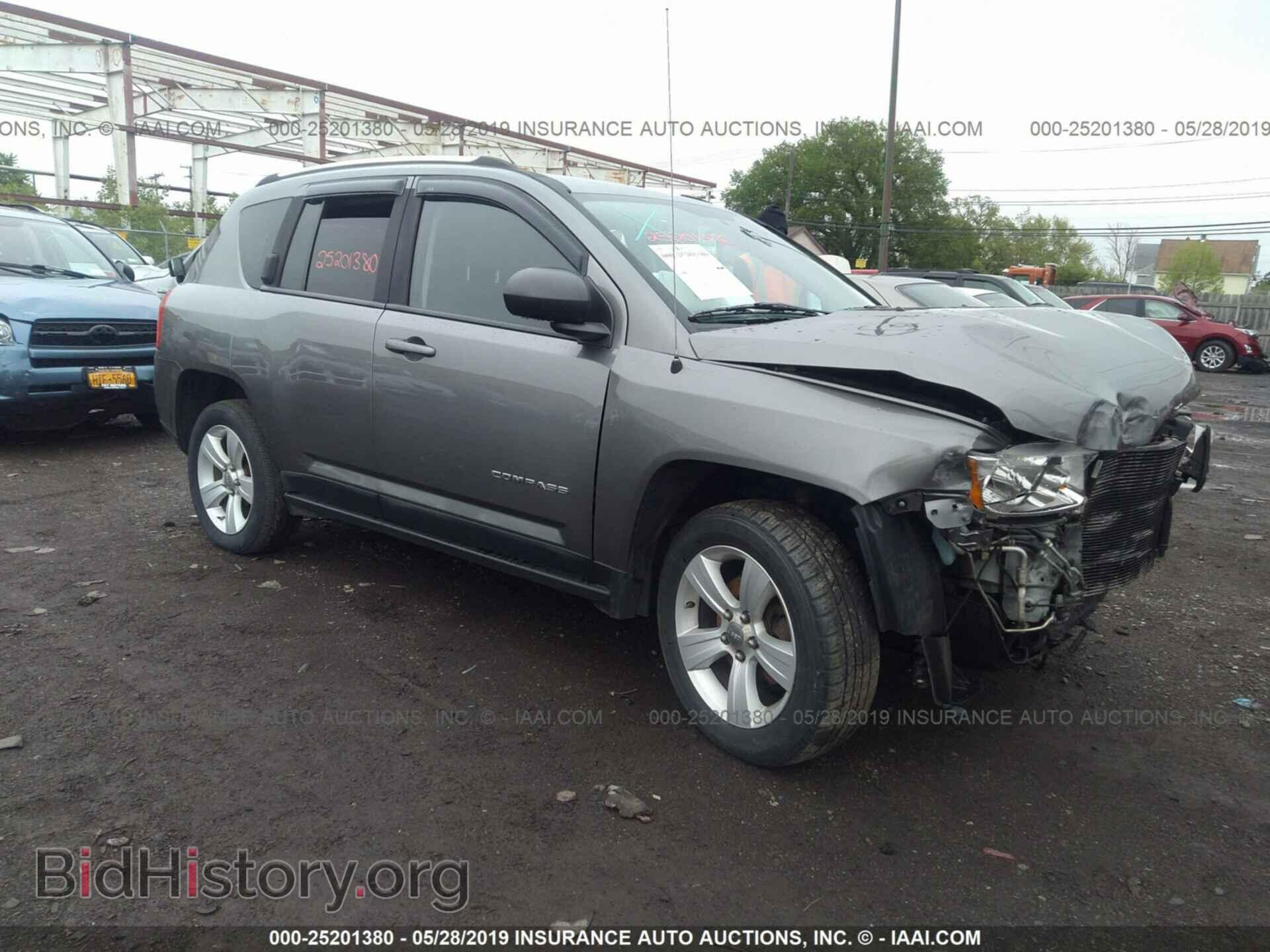 Фотография 1J4NT1FA1BD284831 - JEEP COMPASS 2011