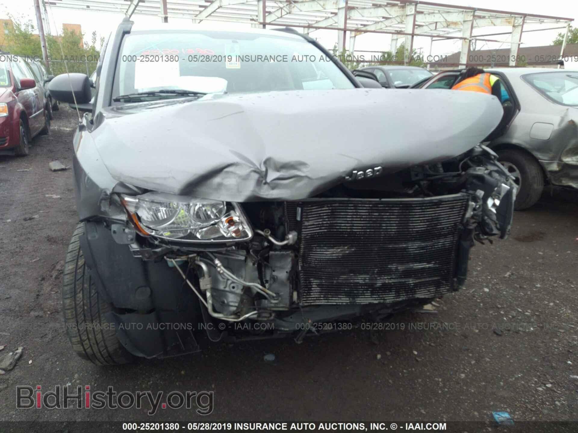 2011 JEEP COMPASS - VIN: 1J4NT1FA1BD284831 - Фото 6