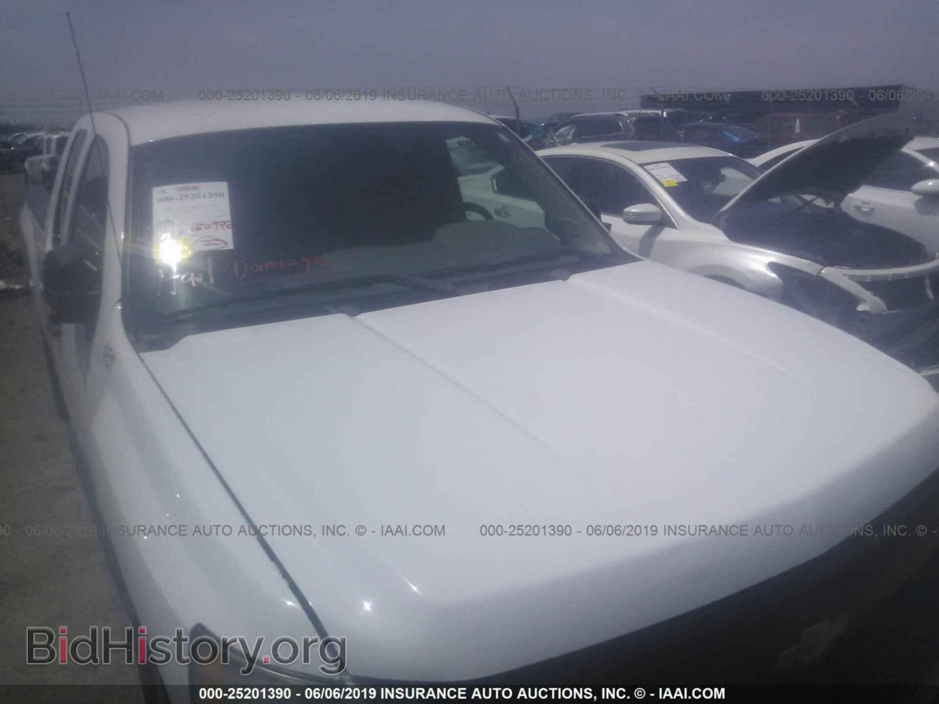 2011 CHEVROLET SILVERADO - VIN: 1GCRCPEAXBZ414104 - Фото 6