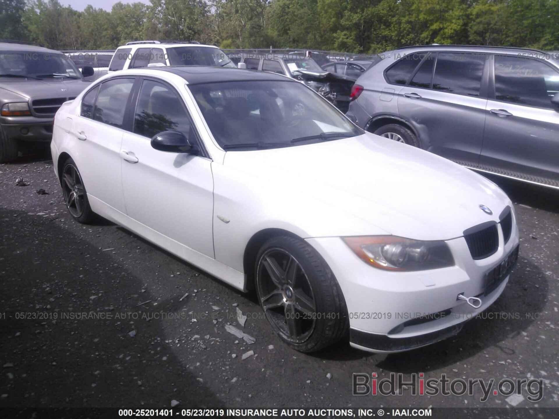 Photo WBAVD53588A283684 - BMW 335 2008