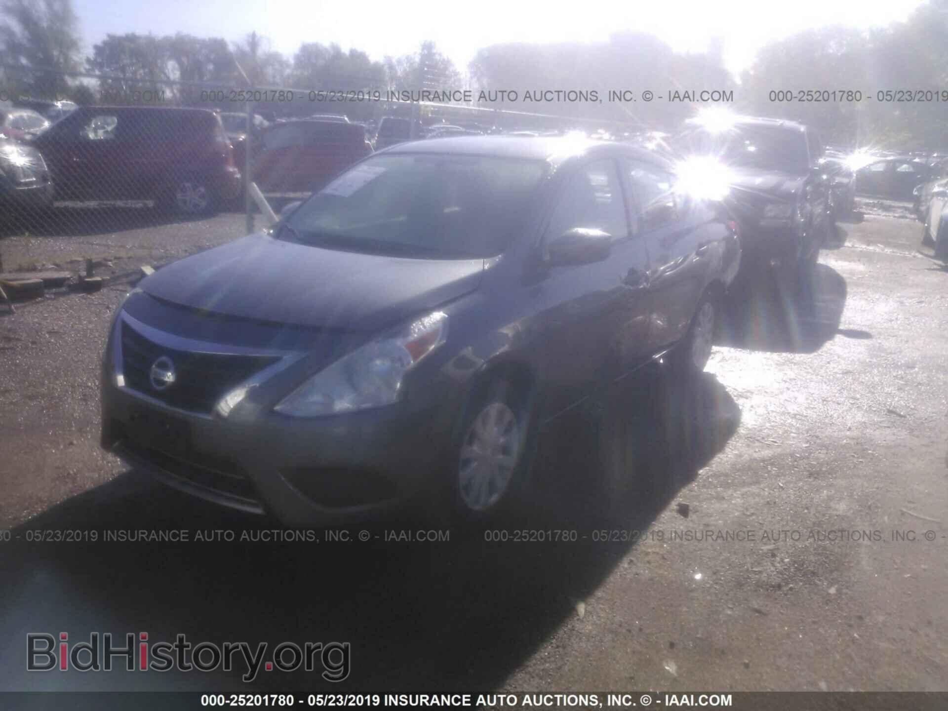 2019 NISSAN VERSA - VIN: 3N1CN7AP1KL820194 - Фото 2