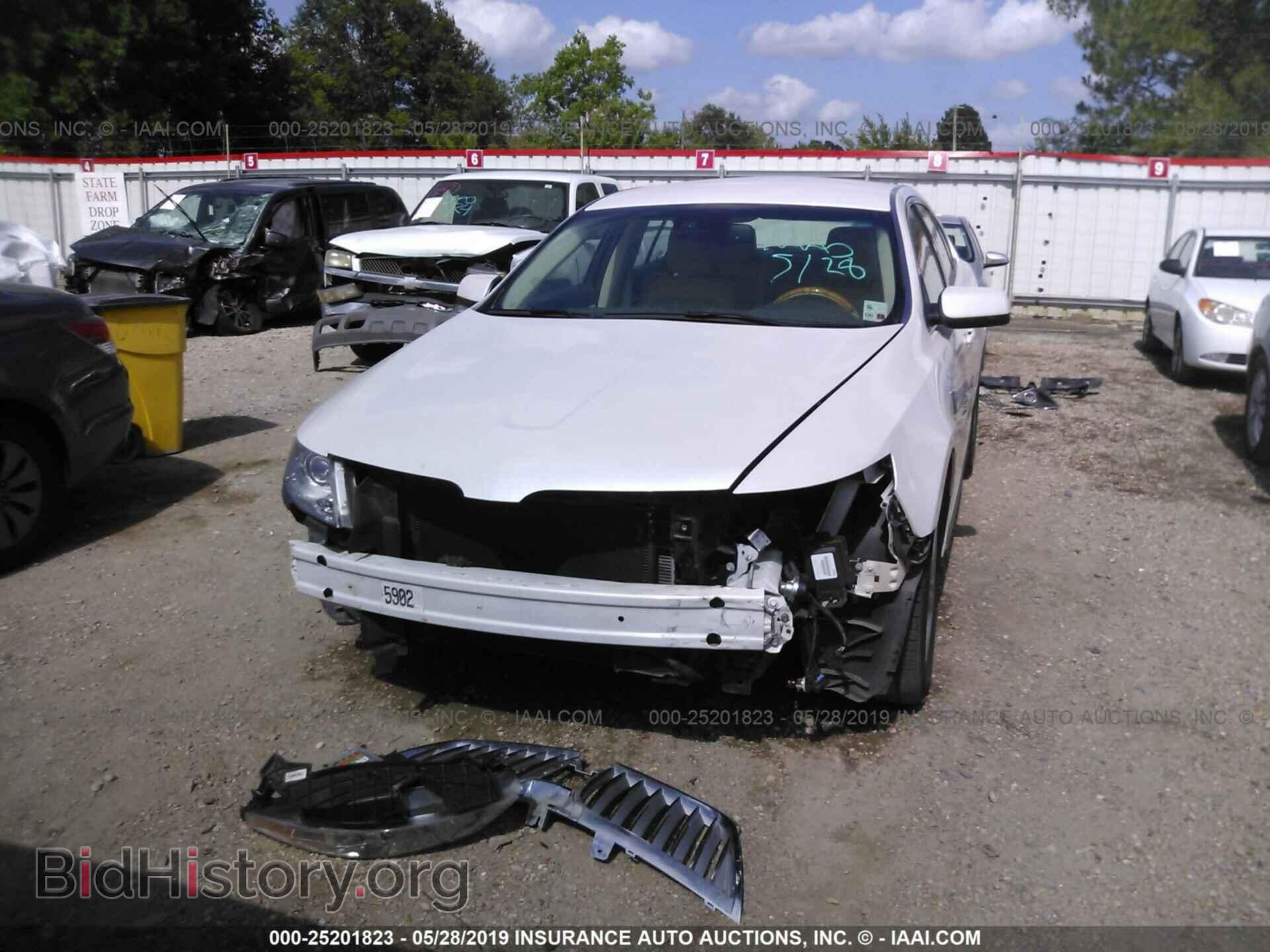 2011 LINCOLN MKS - VIN: 1LNHL9DR9BG610962 - Фото 6