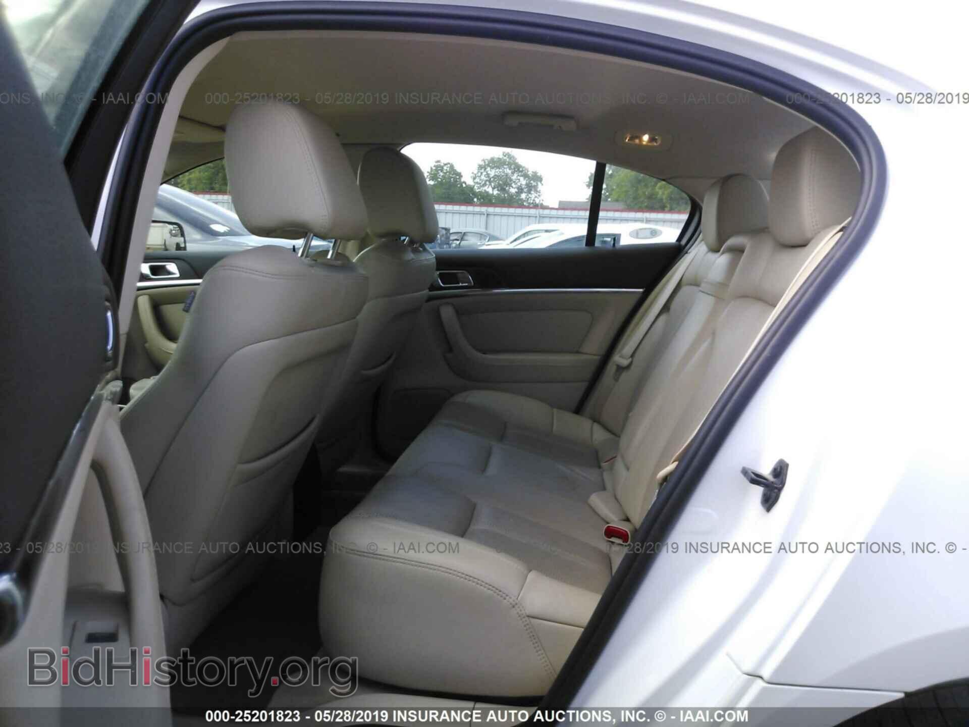 2011 LINCOLN MKS - VIN: 1LNHL9DR9BG610962 - Фото 8
