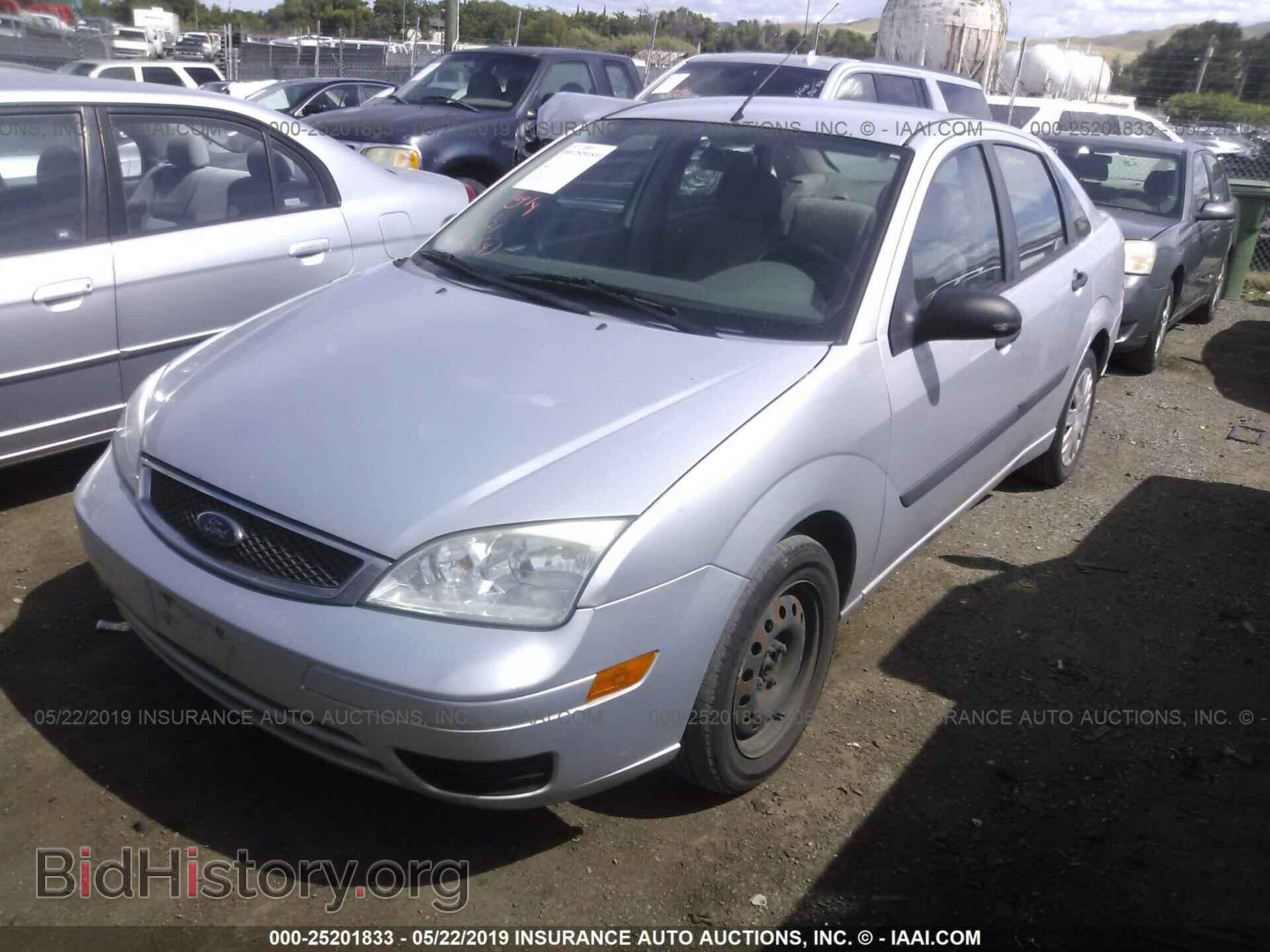 2005 FORD FOCUS - VIN: 1FAFP34N55W131464 - Фото 2