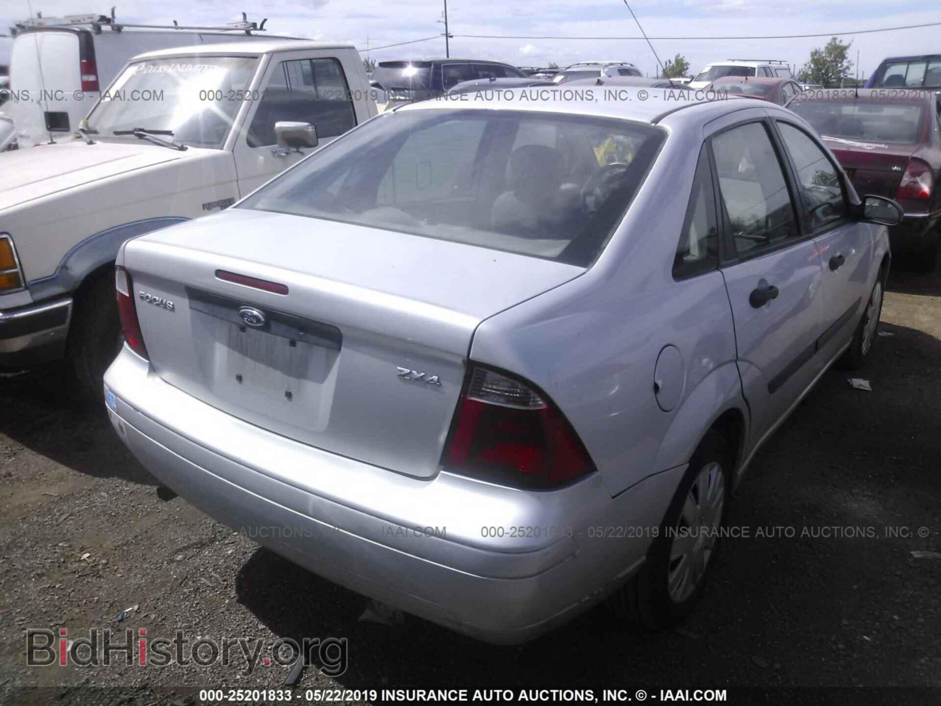 2005 FORD FOCUS - VIN: 1FAFP34N55W131464 - Фото 4