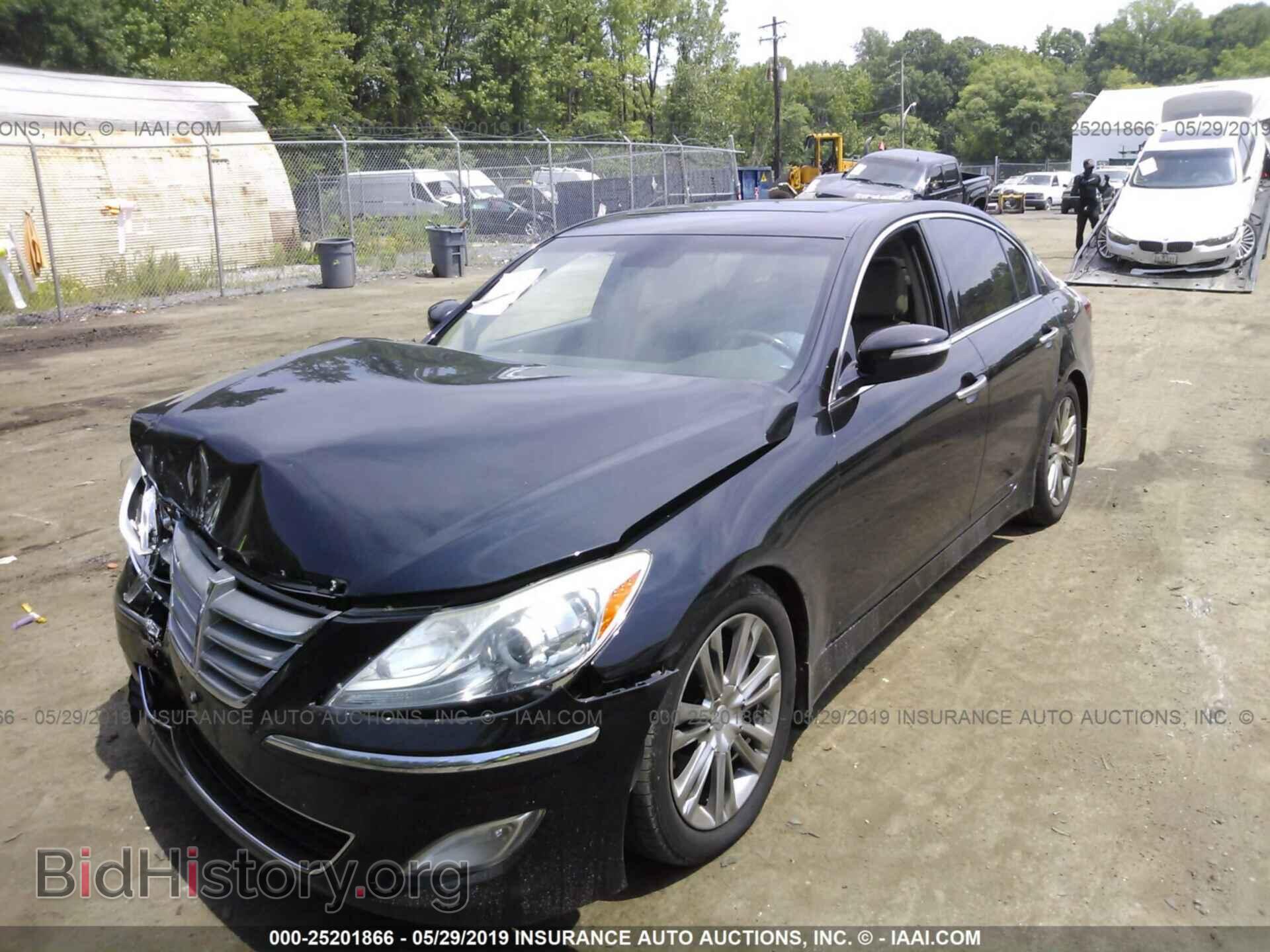 2012 HYUNDAI GENESIS - VIN: KMHGC4DD1CU197067 - Фото 2