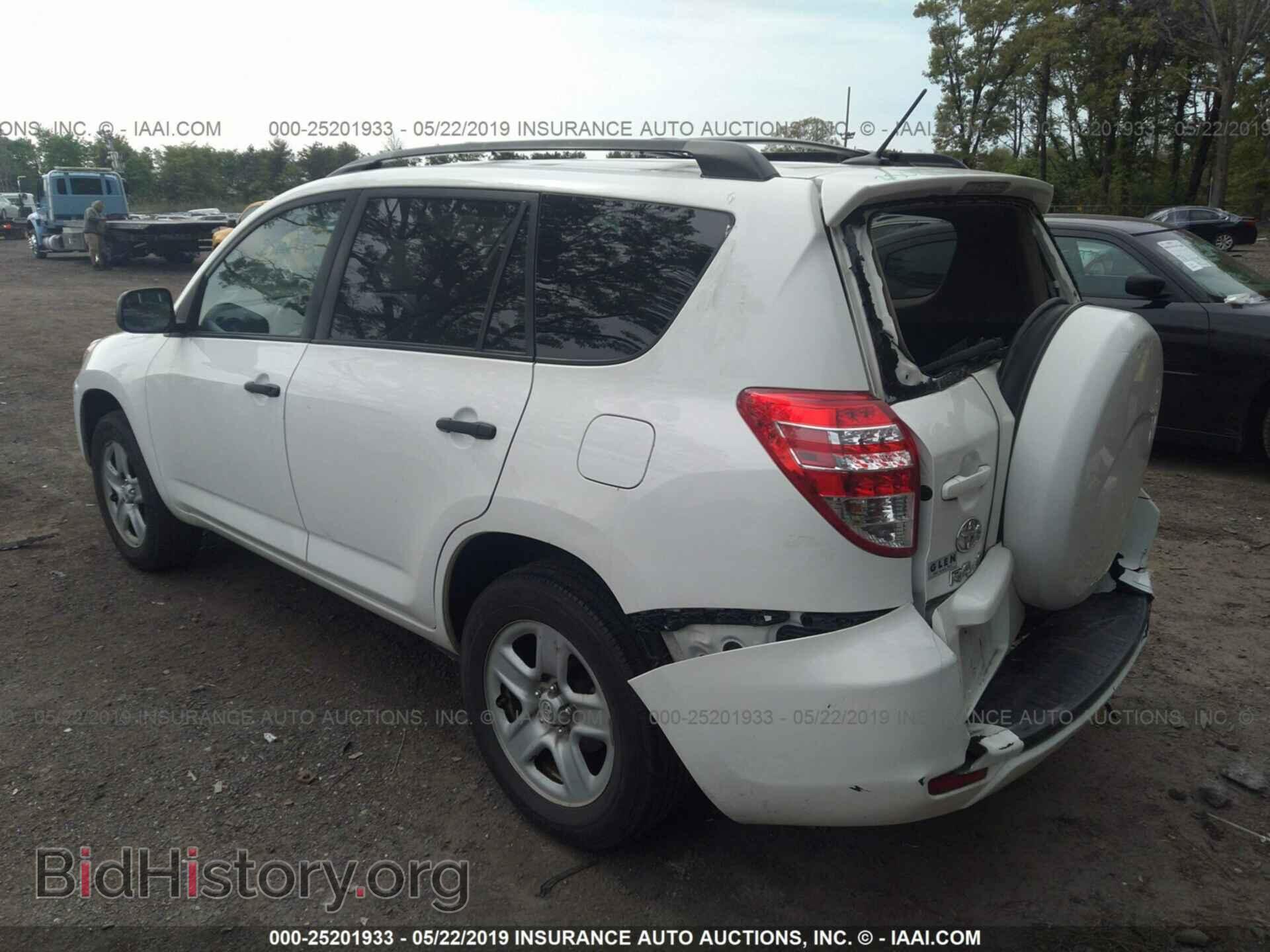 2011 TOYOTA RAV4 - VIN: 2T3BF4DV2BW090173 - Фото 3