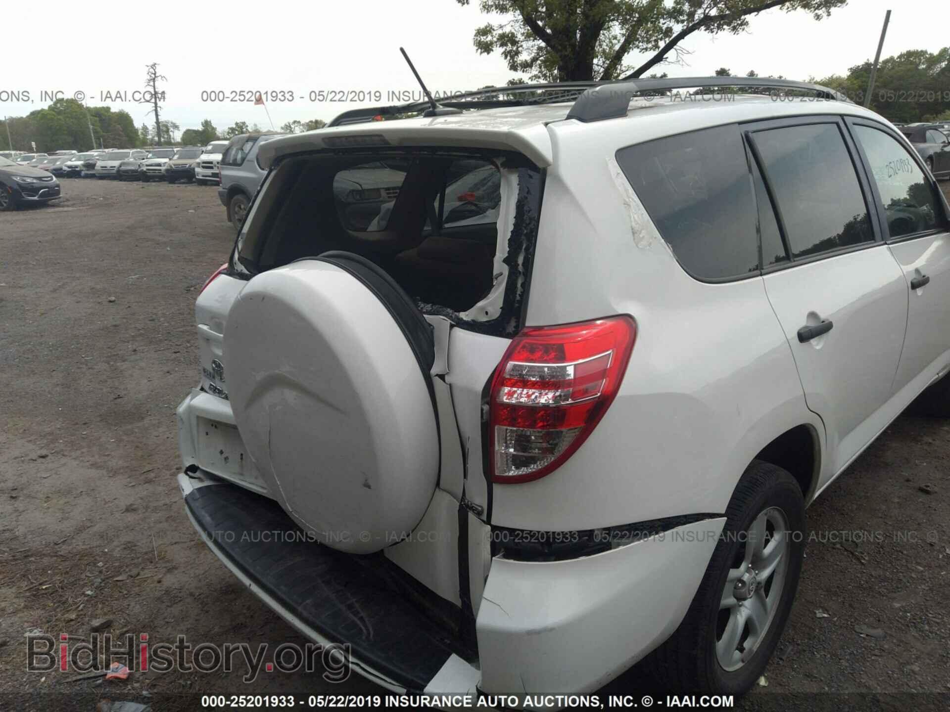 2011 TOYOTA RAV4 - VIN: 2T3BF4DV2BW090173 - Фото 6