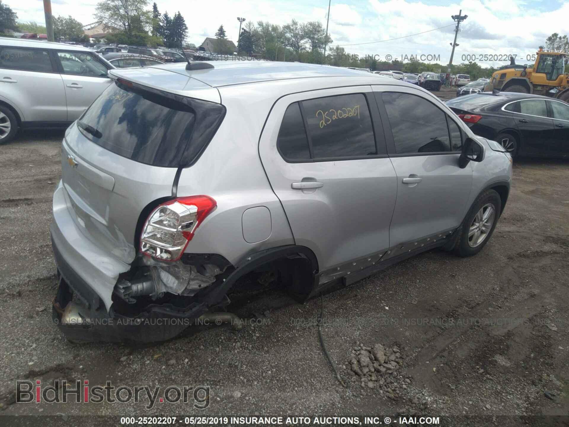 2017 CHEVROLET TRAX - VIN: 3GNCJNSB3HL281335 - Фото 4