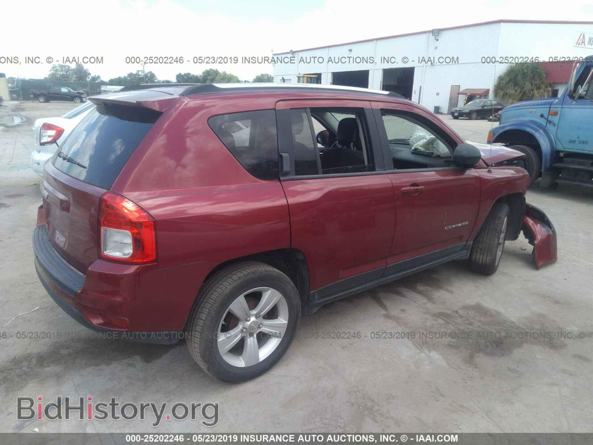 2011 JEEP COMPASS - VIN: 1J4NT1FA6BD138313 - Фото 4