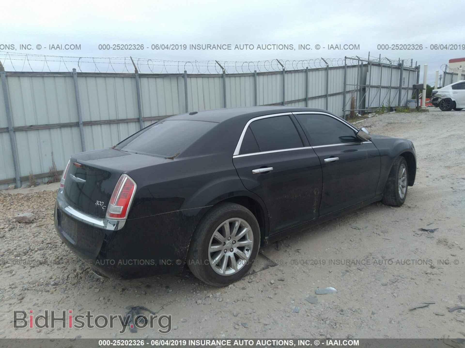 2012 CHRYSLER 300C - VIN: 2C3CCAET2CH308126 - Фото 4