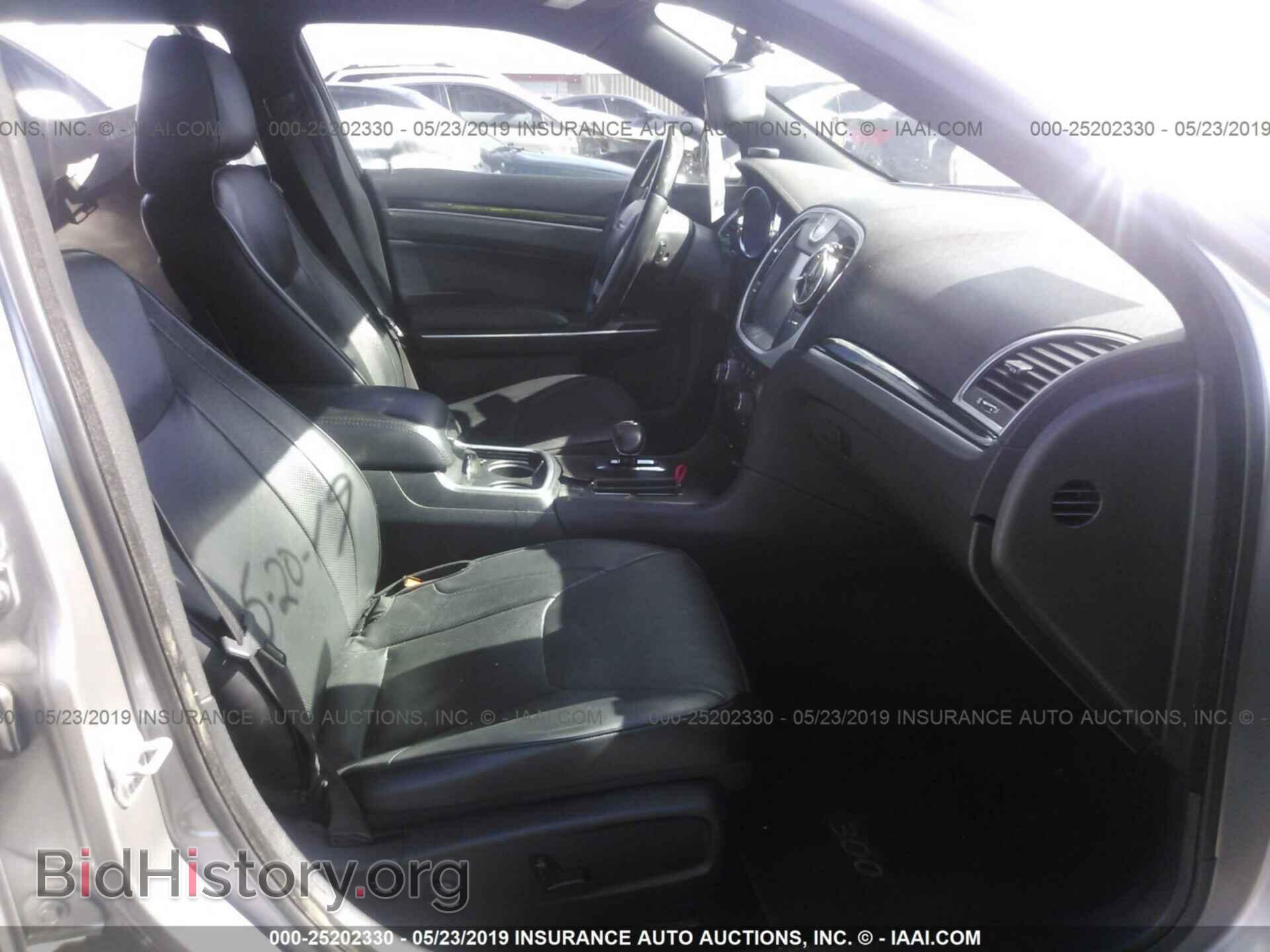 2014 CHRYSLER 300C - VIN: 2C3CCAEG8EH380194 - Фото 5