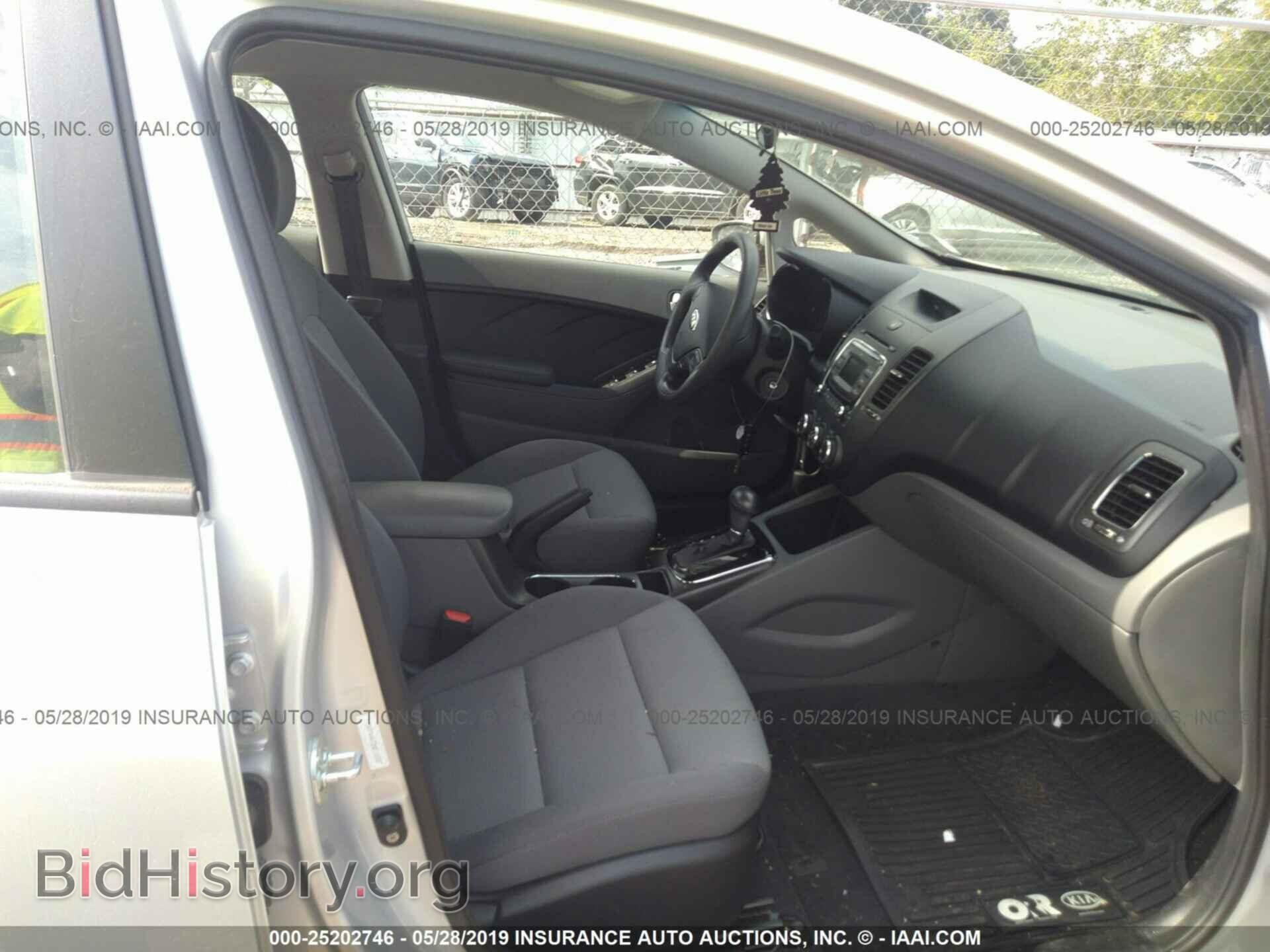 2017 KIA FORTE - VIN: 3KPFK4A72HE110087 - Фото 5