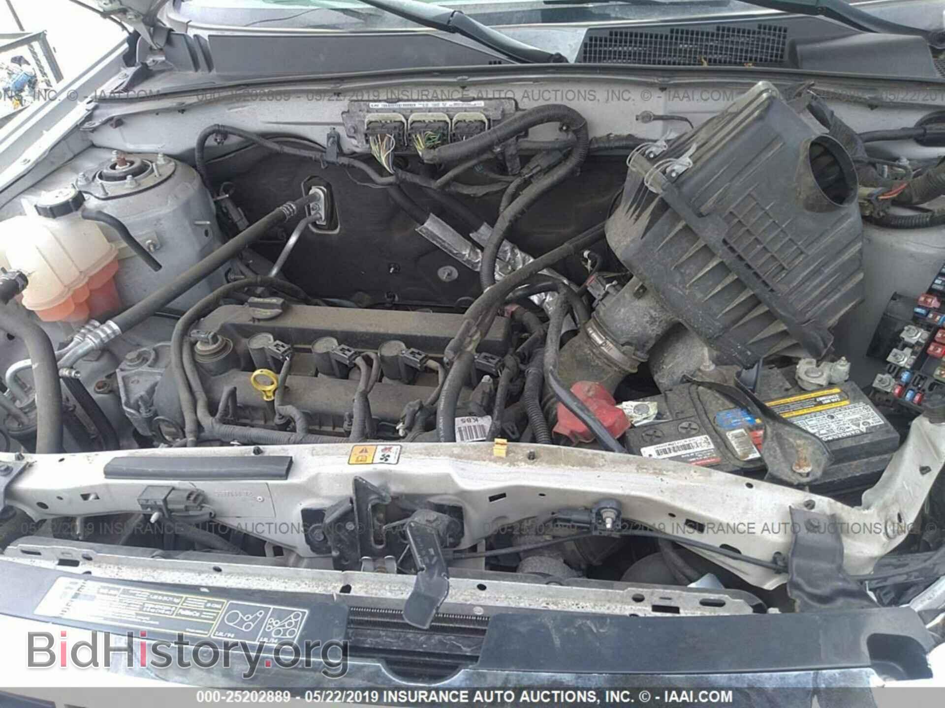 2011 FORD ESCAPE - VIN: 1FMCU0E79BKC24765 - Photo 10