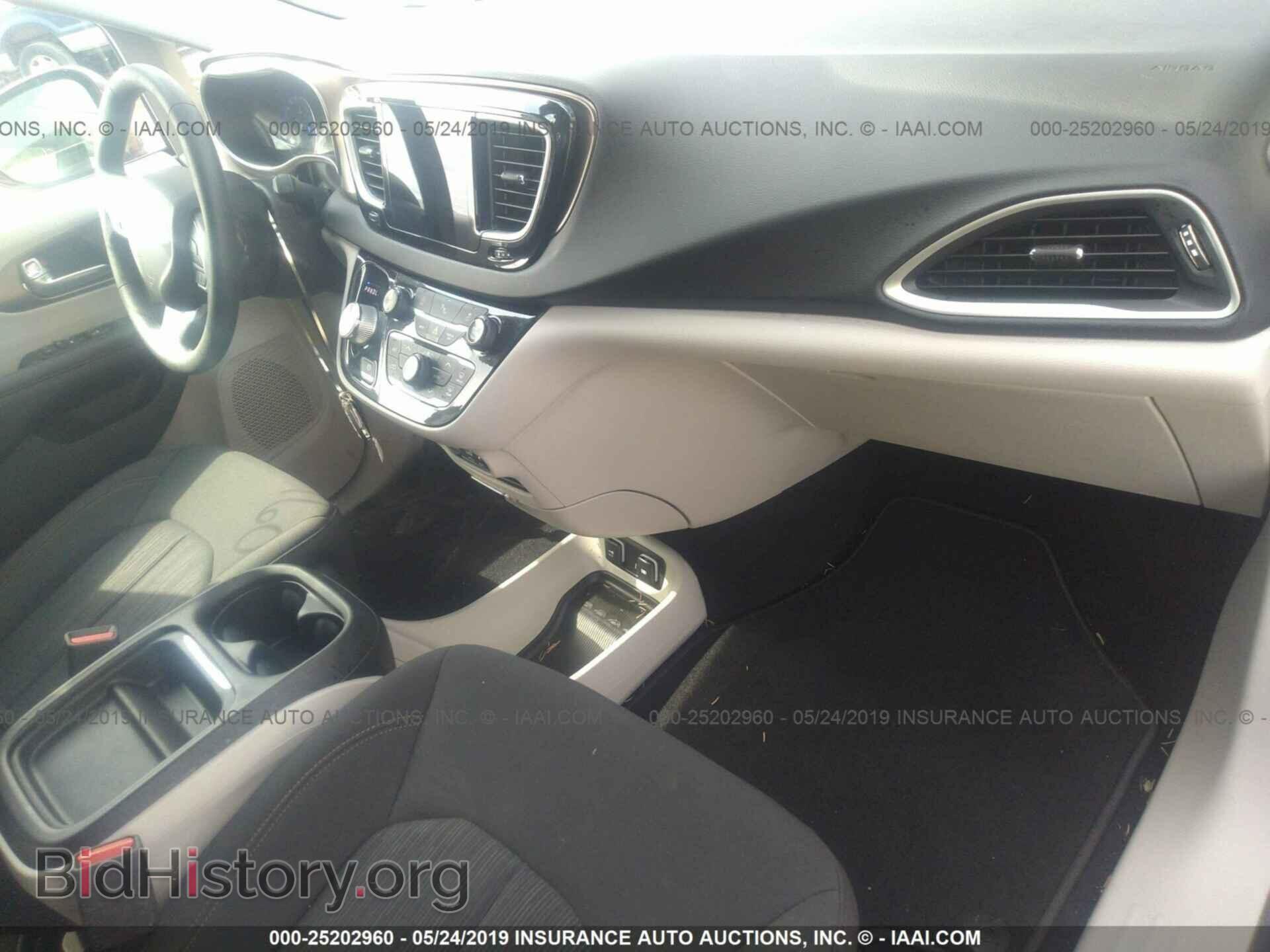 2019 CHRYSLER PACIFICA - VIN: 2C4RC1FG6KR605075 - Фото 5