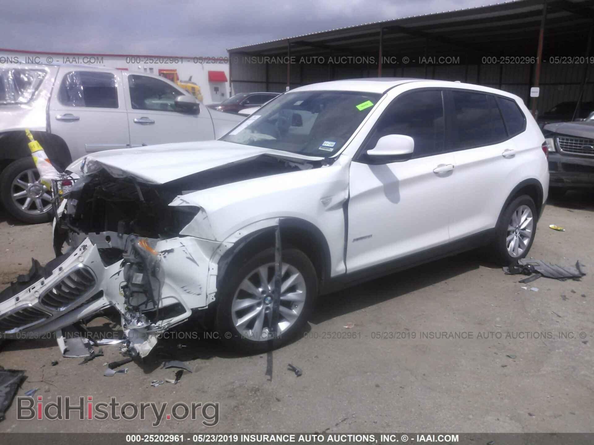 2013 BMW X3 - VIN: 5UXWX9C52D0A19030 - Фото 2