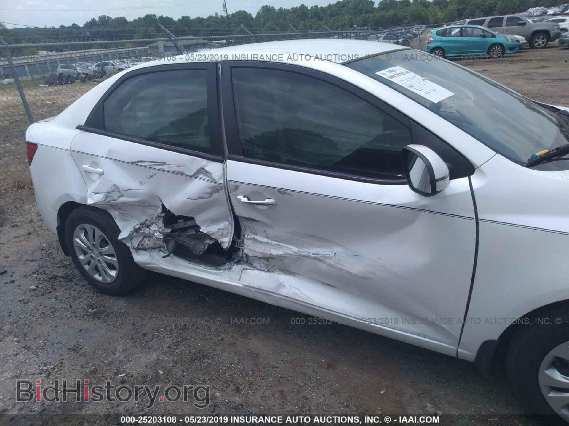 2011 KIA FORTE - VIN: KNAFU4A27B5463729 - Фото 6