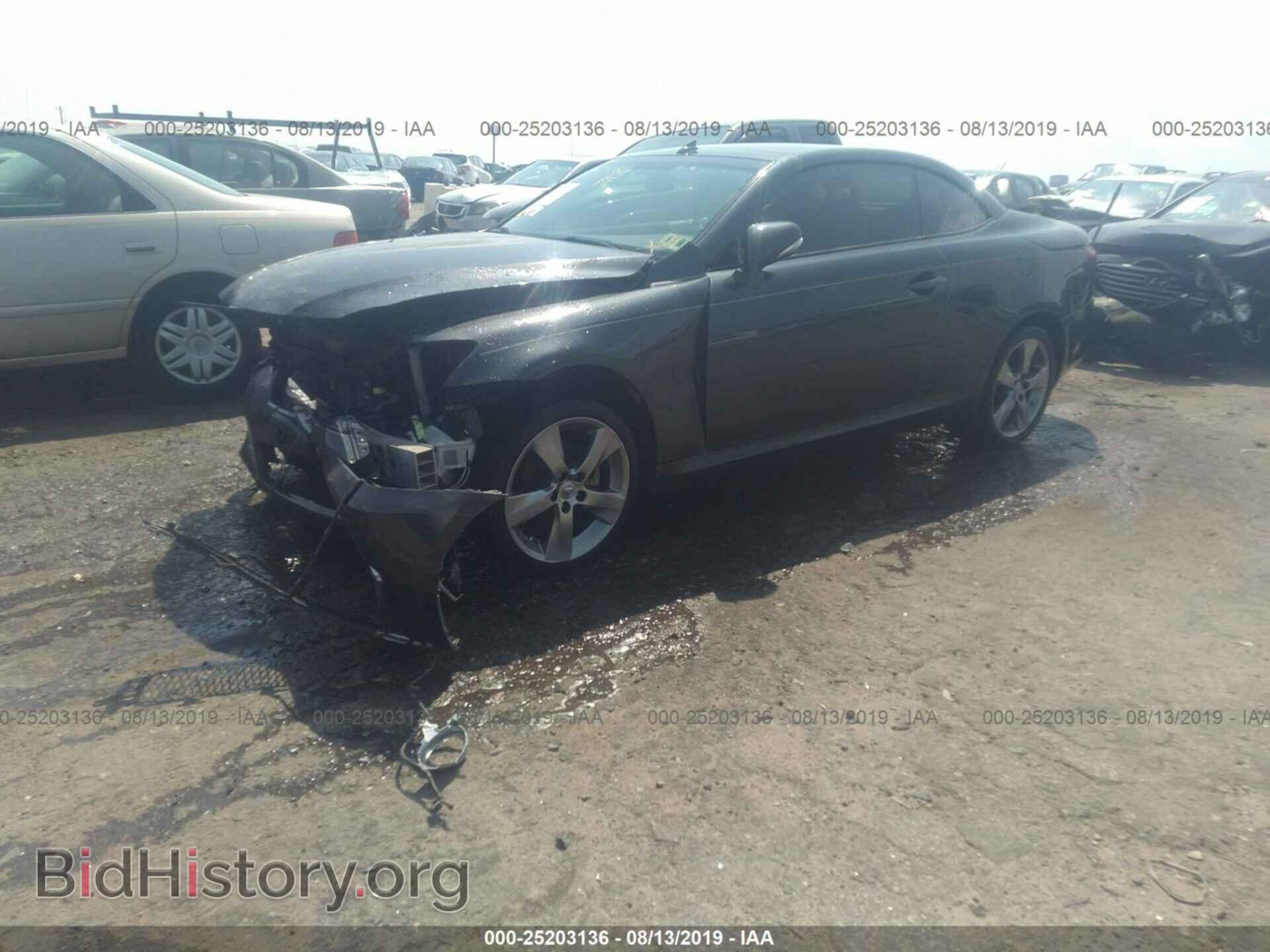 2010 LEXUS IS - VIN: JTHFF2C24A2513807 - Фото 2
