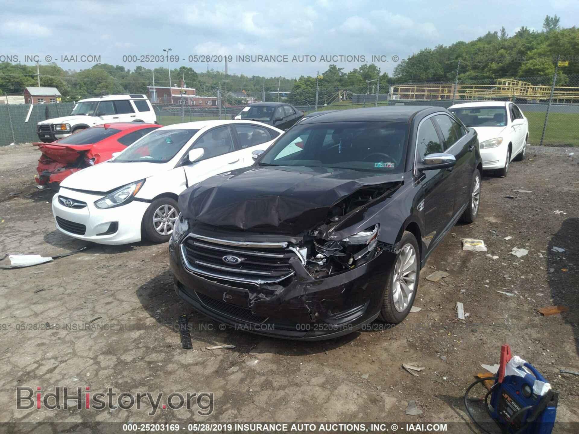 2013 FORD TAURUS - VIN: 1FAHP2F89DG210333 - Фото 2