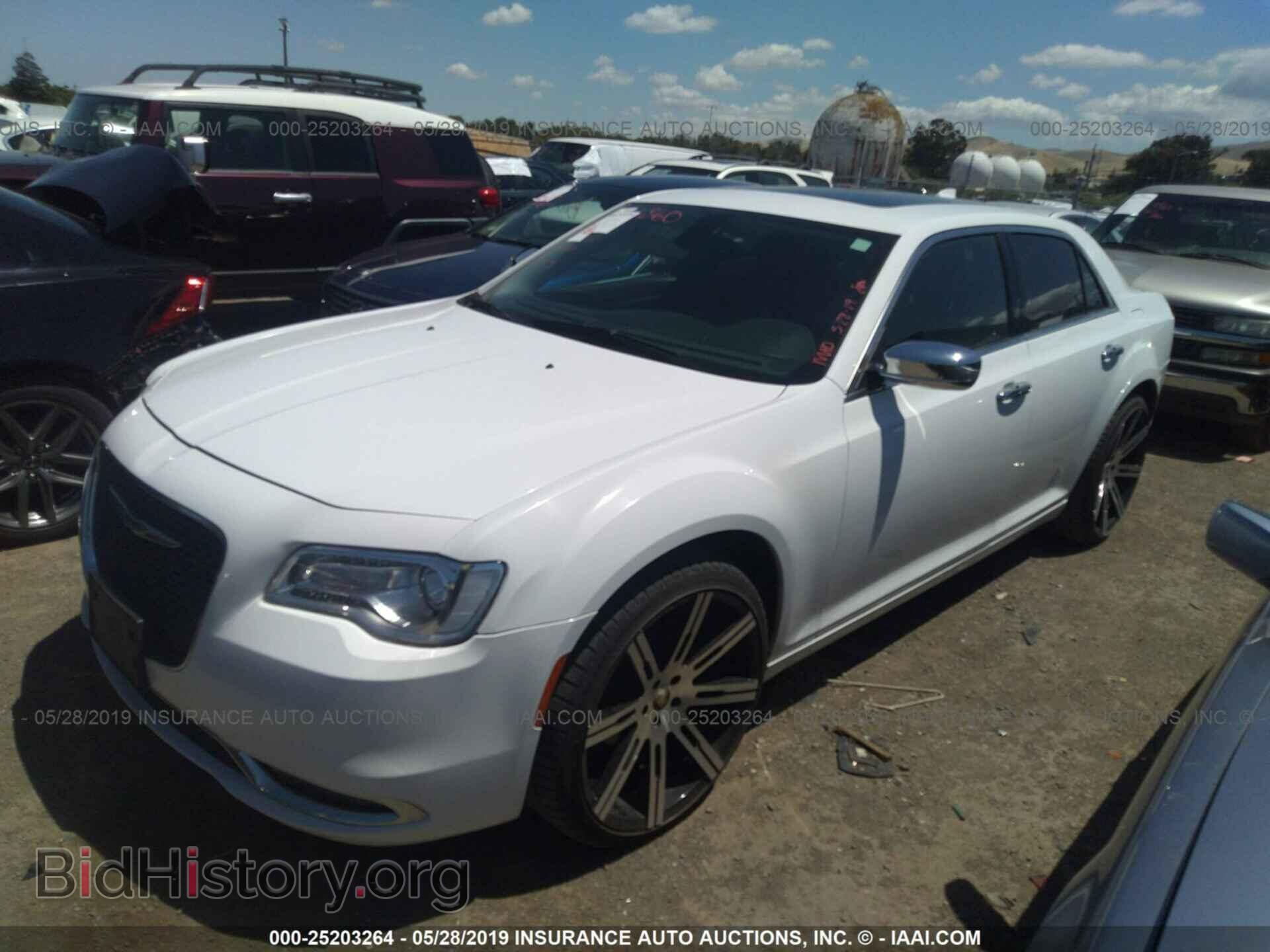 2016 CHRYSLER 300C - VIN: 2C3CCAEG9GH128120 - Фото 2