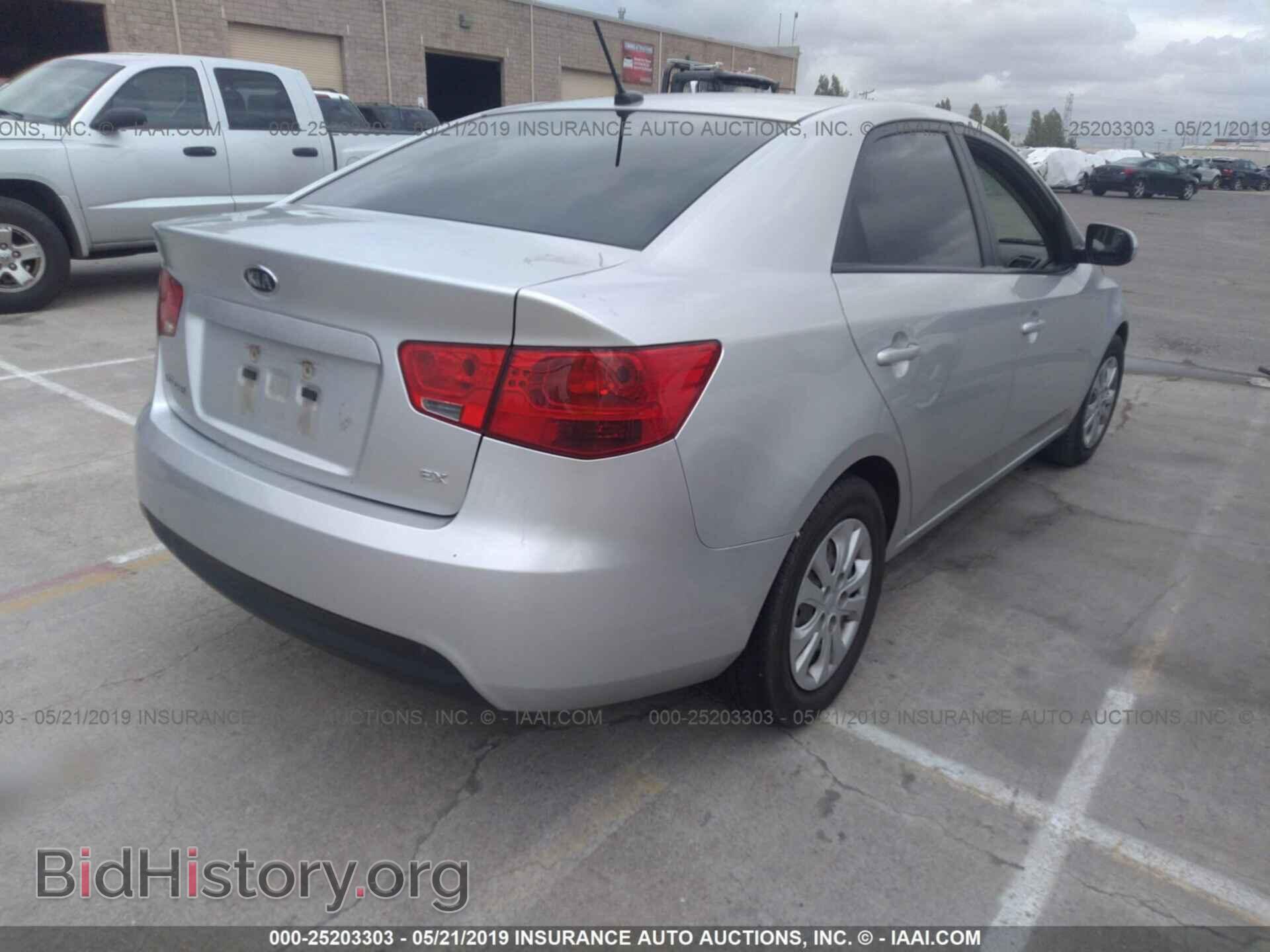 2013 KIA FORTE - VIN: KNAFU4A22D5679748 - Фото 4