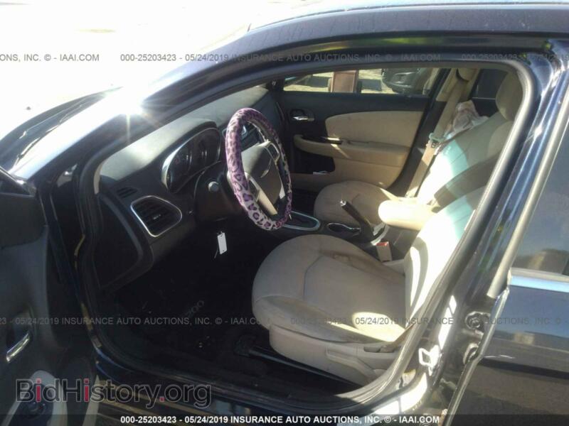 2012 Chrysler 200 (VIN 1C3CCBBB9CN172652) — photo 5 of 10