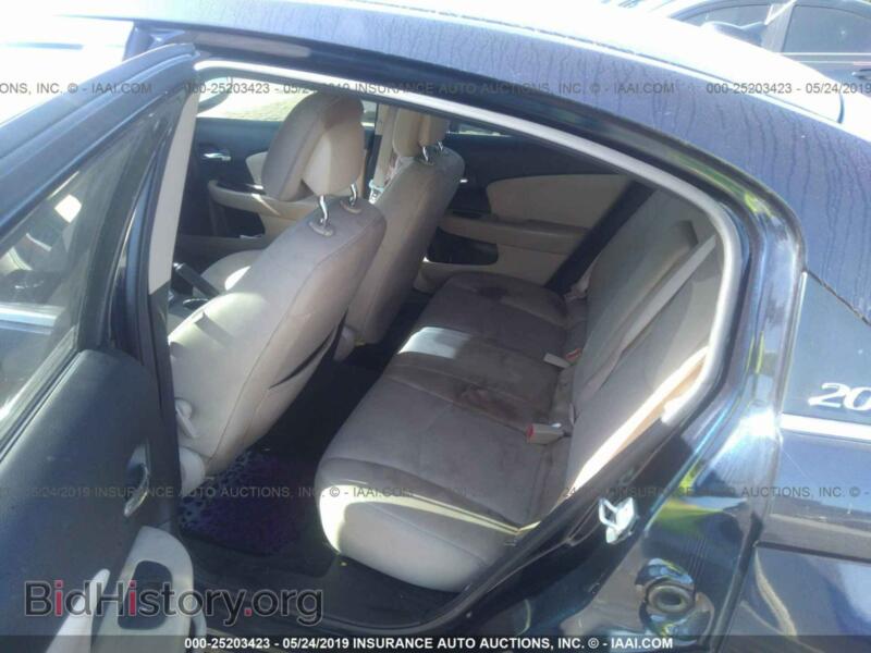 2012 Chrysler 200 (VIN 1C3CCBBB9CN172652) — photo 8 of 10