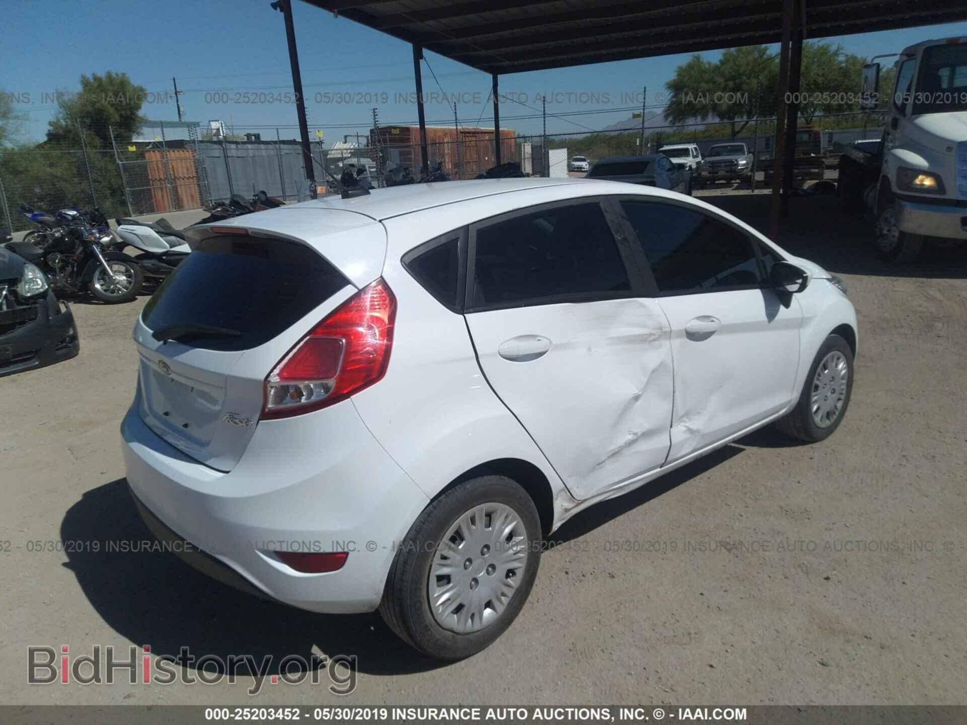 2017 FORD FIESTA - VIN: 3FADP4TJ0HM104317 - Фото 4