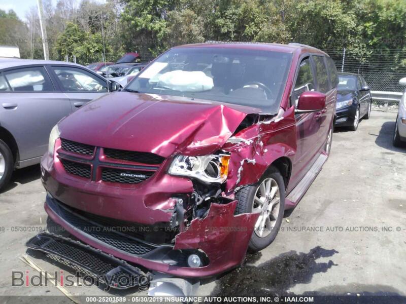 2011 Dodge GRAND CARAVAN (VIN 2D4RN7DG0BR741849) — photo 2 of 10