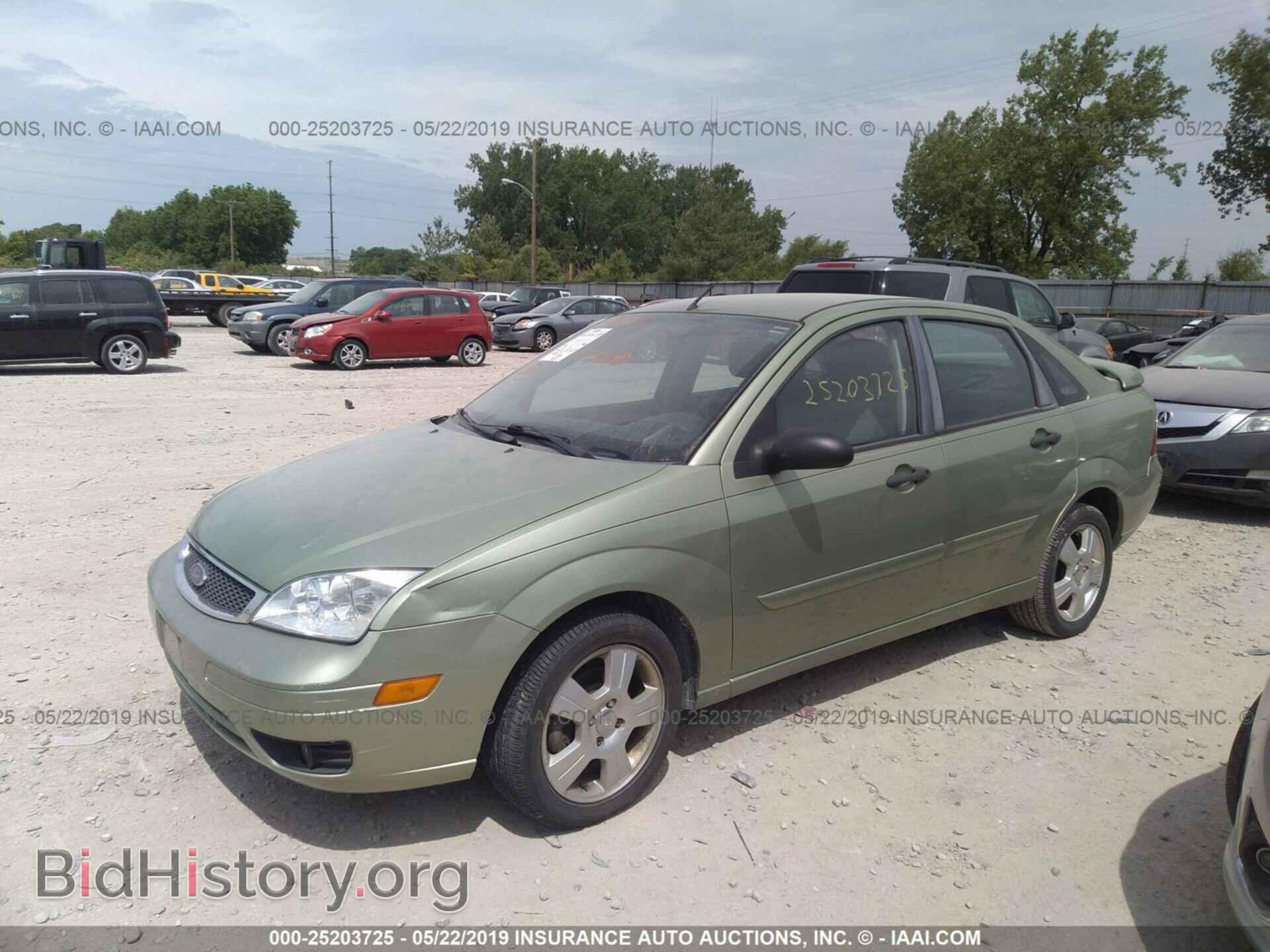 2007 FORD FOCUS - VIN: 1FAHP34N47W349018 - Фото 2