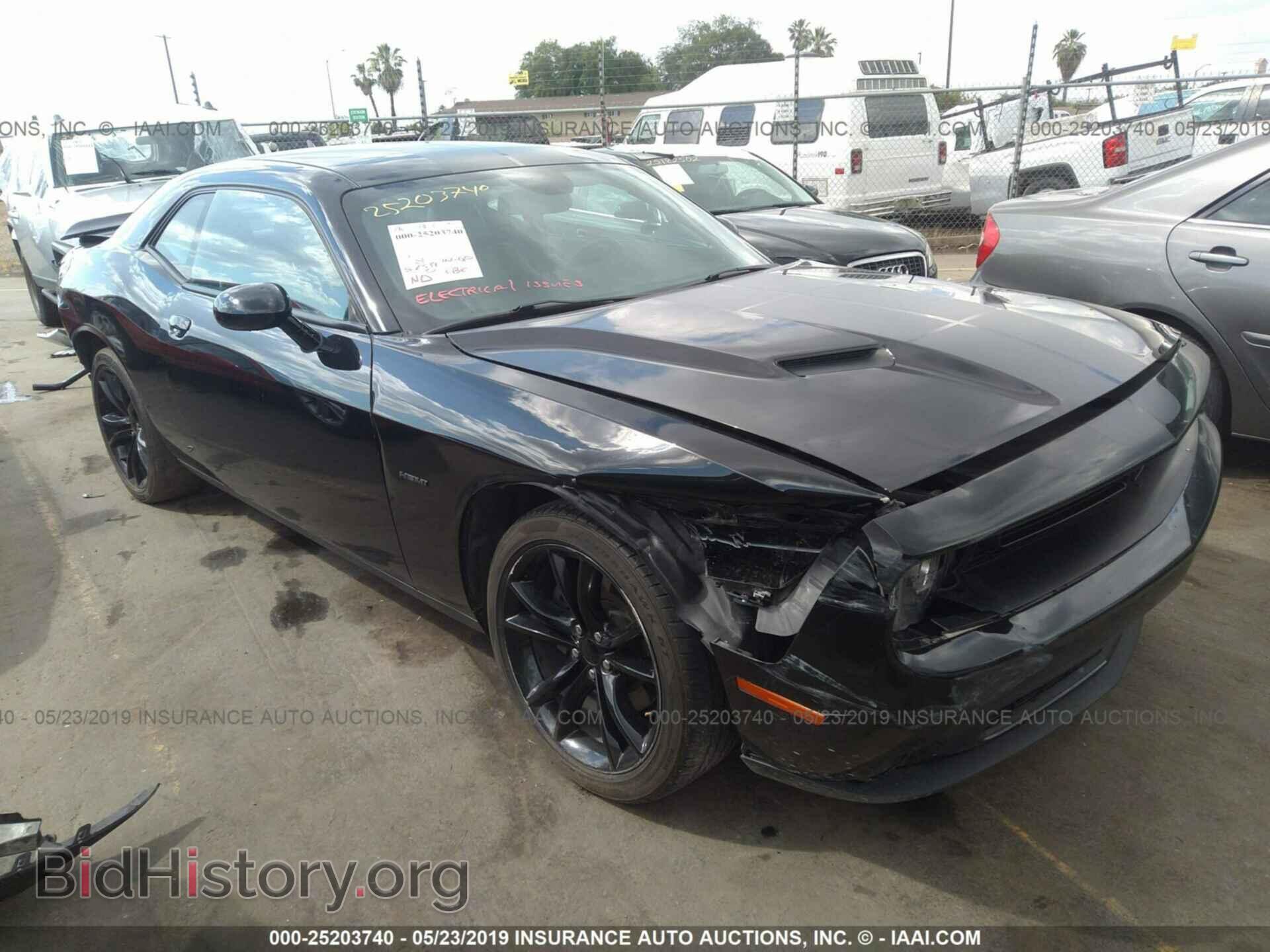 Photo 2C3CDZBT5GH117497 - DODGE CHALLENGER 2016