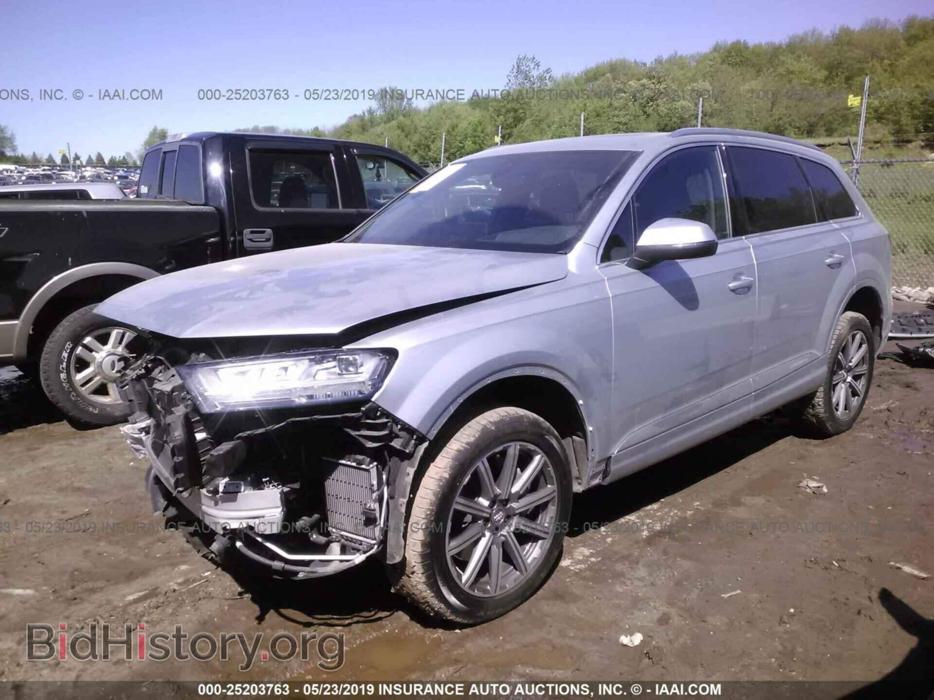 2018 AUDI Q7 - VIN: WA1VAAF71JD000459 - Фото 2