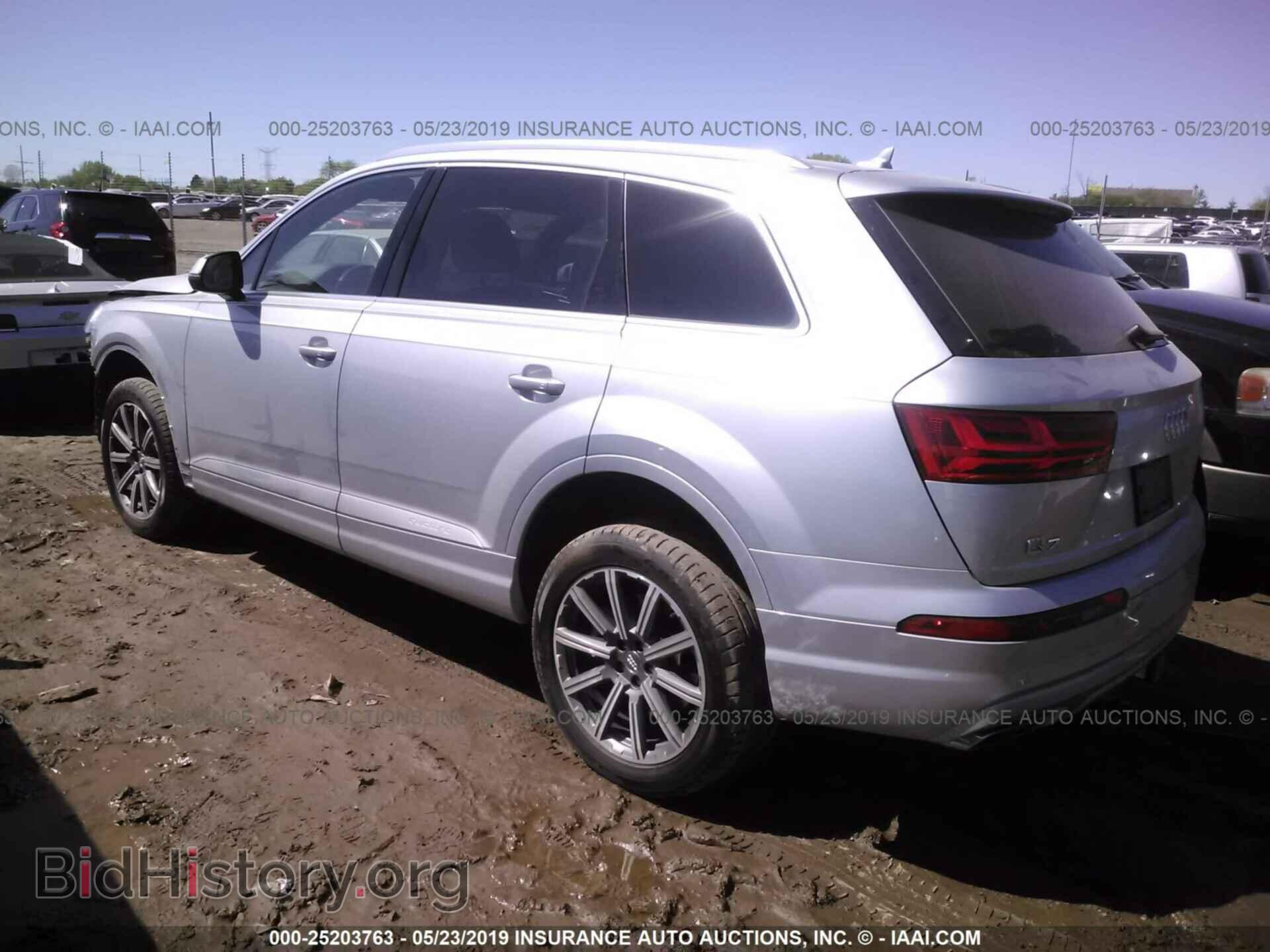 2018 AUDI Q7 - VIN: WA1VAAF71JD000459 - Фото 3
