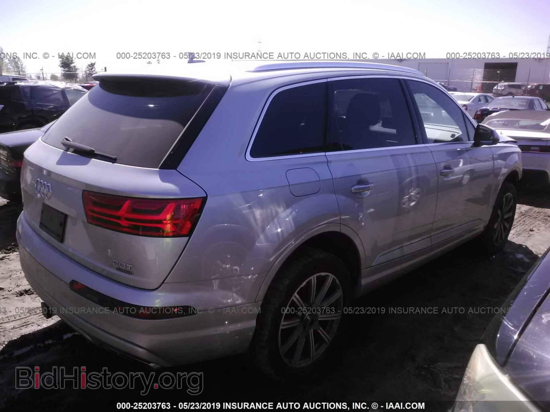 2018 AUDI Q7 - VIN: WA1VAAF71JD000459 - Фото 4