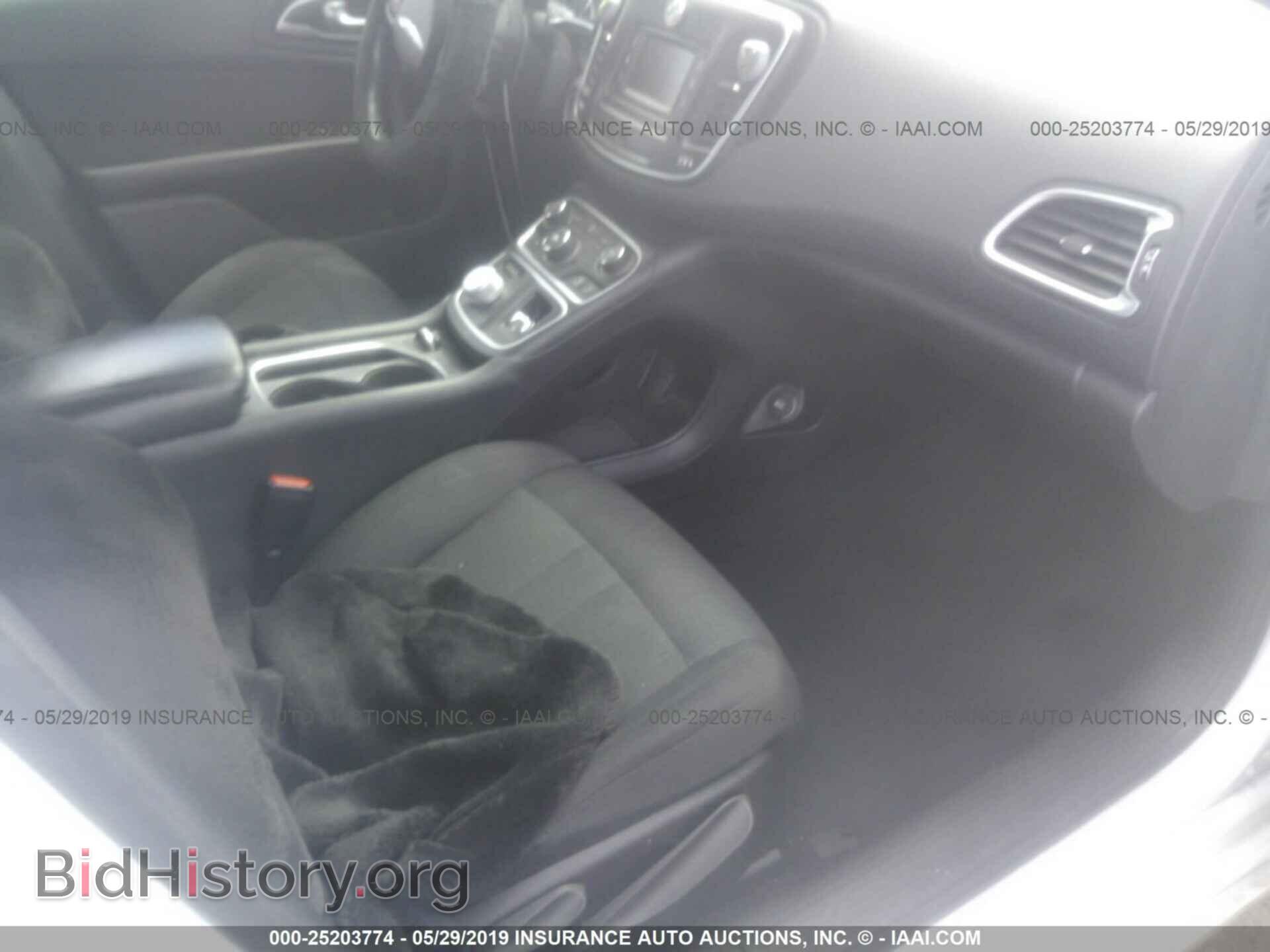 2015 CHRYSLER 200 - VIN: 1C3CCCAB4FN708340 - Photo 5