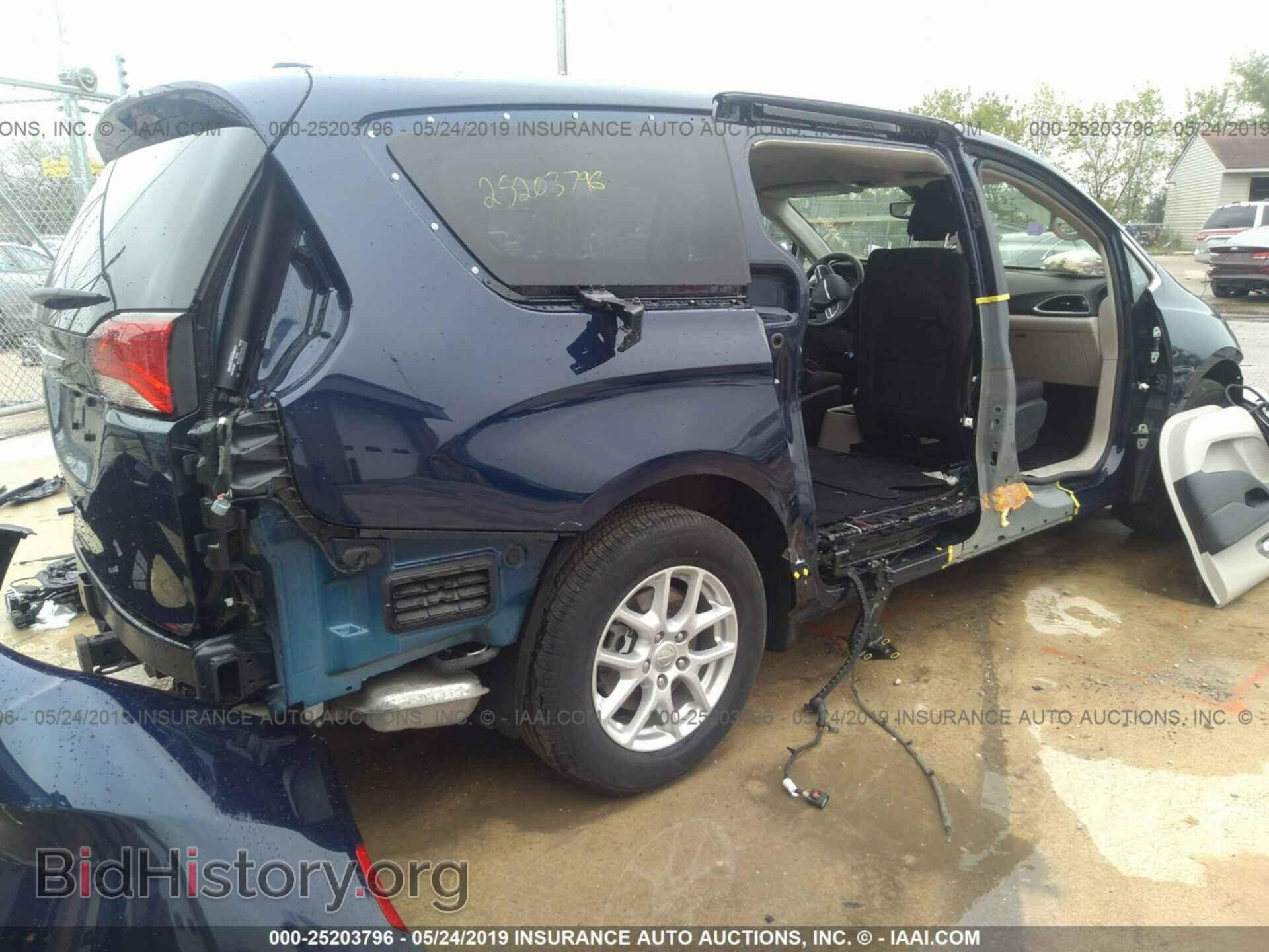 2017 CHRYSLER PACIFICA - VIN: 2C4RC1DG2HR522173 - Фото 4