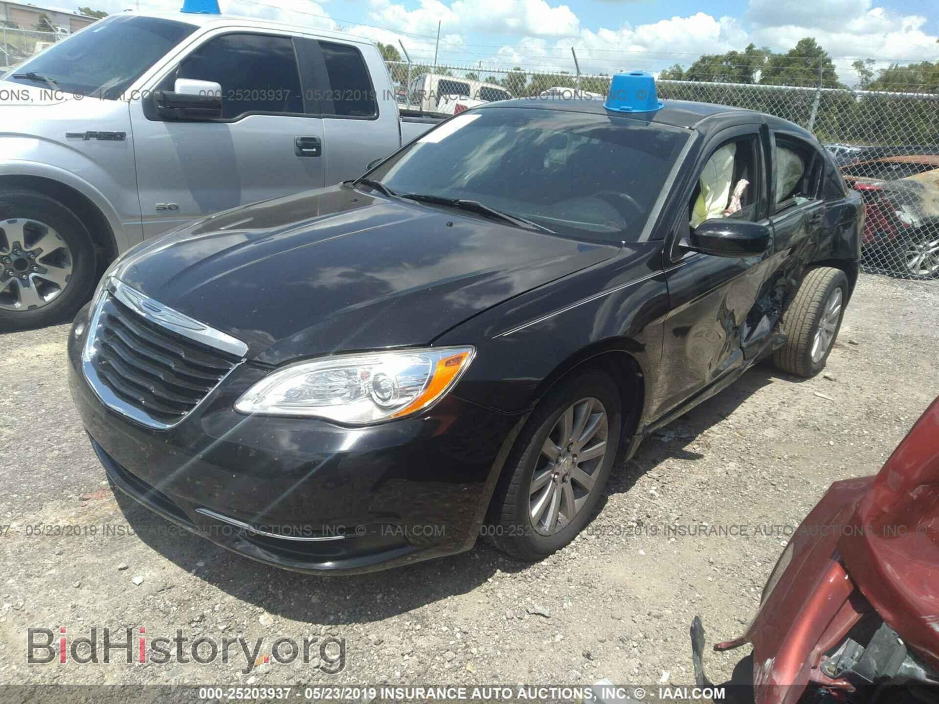 2012 CHRYSLER 200 - VIN: 1C3CCBBB8CN134569 - Photo 2