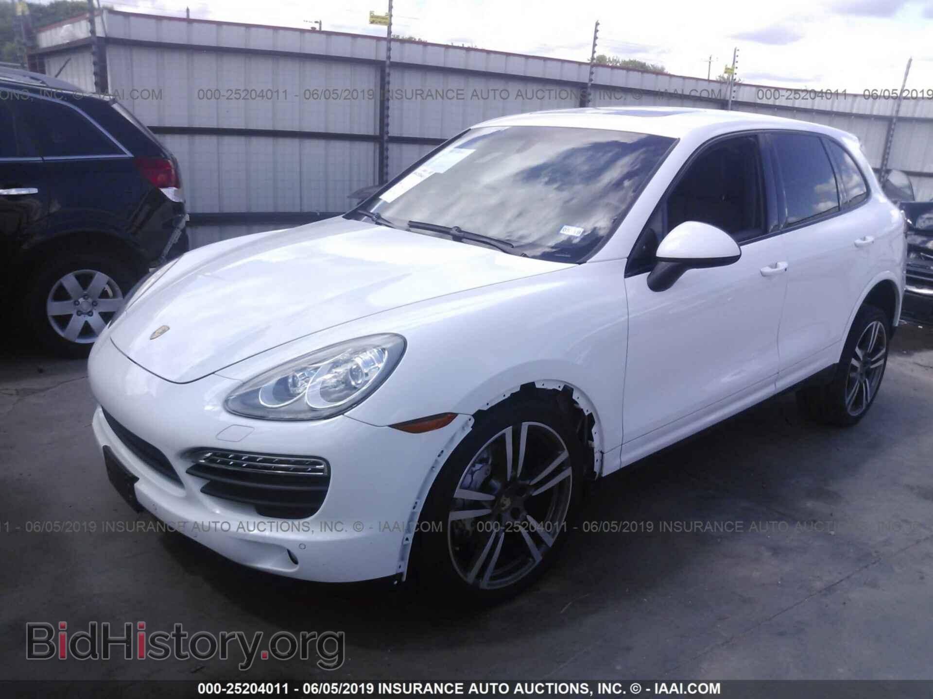 2013 PORSCHE CAYENNE - VIN: WP1AB2A24DLA85356 - Фото 2