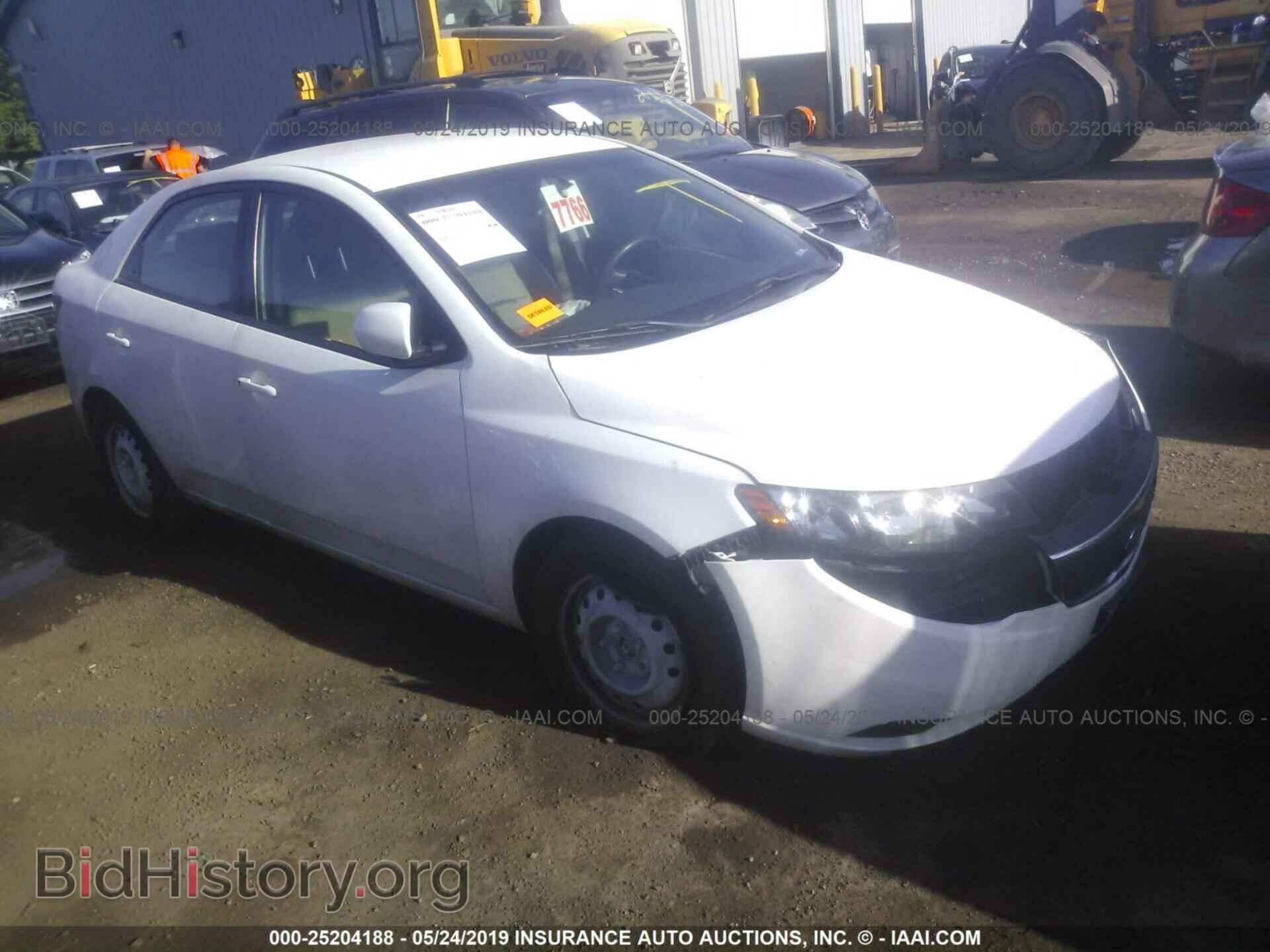 Фотография KNAFT4A22C5506300 - KIA FORTE 2012