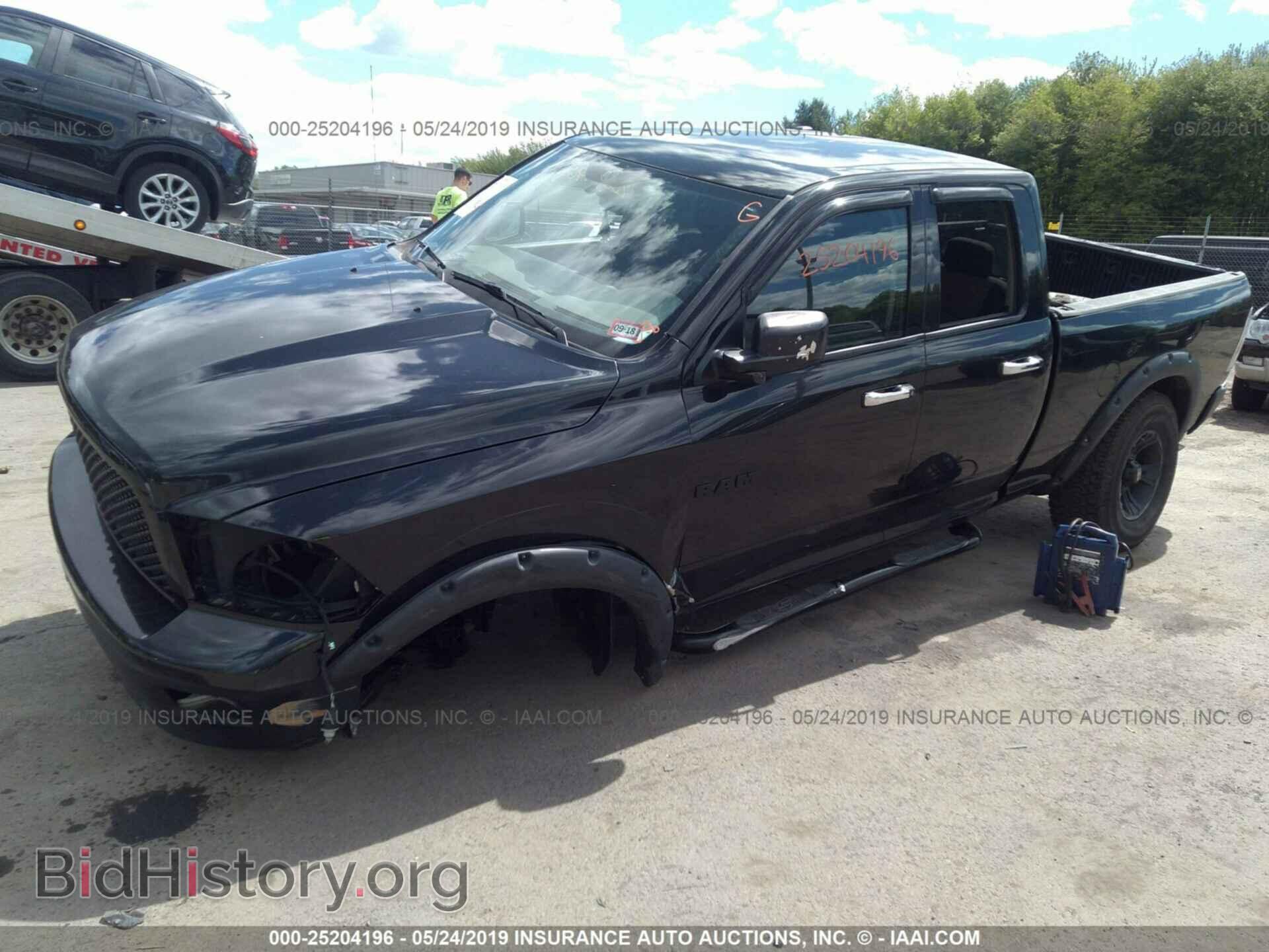 2010 DODGE RAM 1500 - VIN: 1D7RV1GP6AS102318 - Фото 2