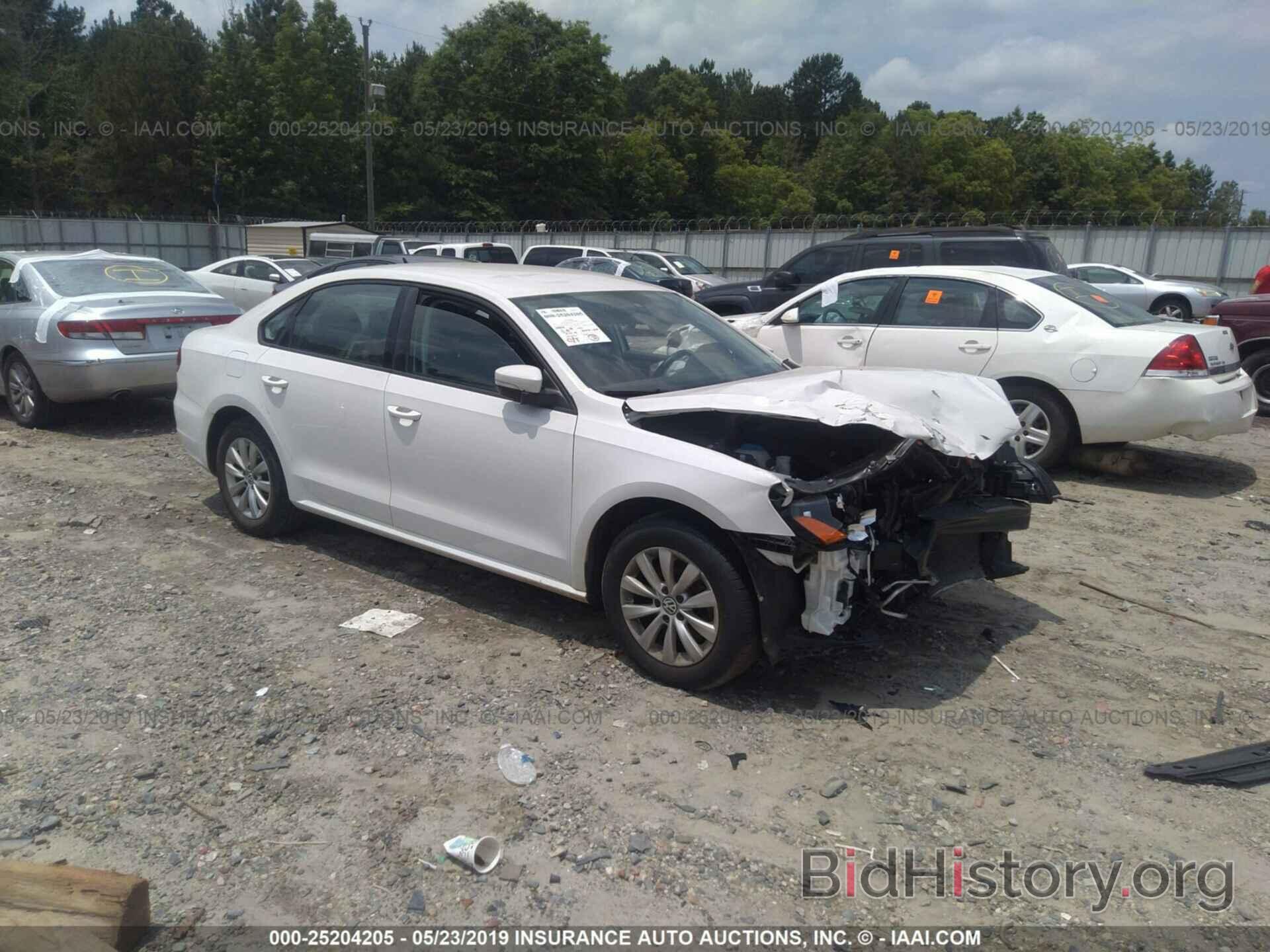 Photo 1VWAH7A34DC017562 - VOLKSWAGEN PASSAT 2013