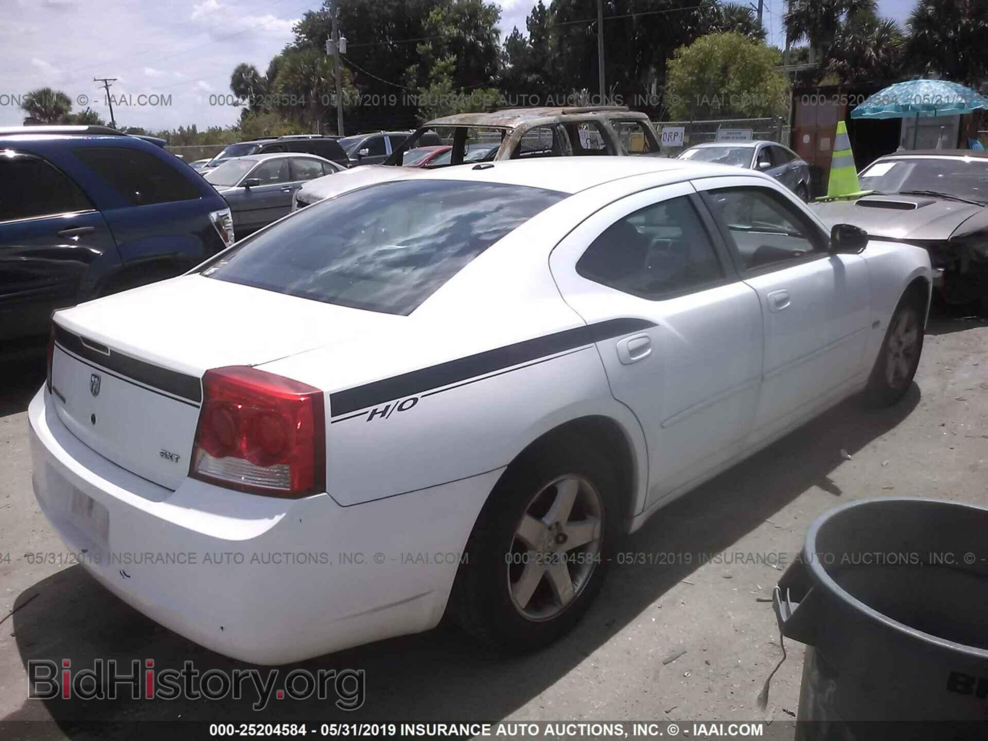 2010 DODGE CHARGER - VIN: 2B3CA3CV2AH256674 - Фото 4