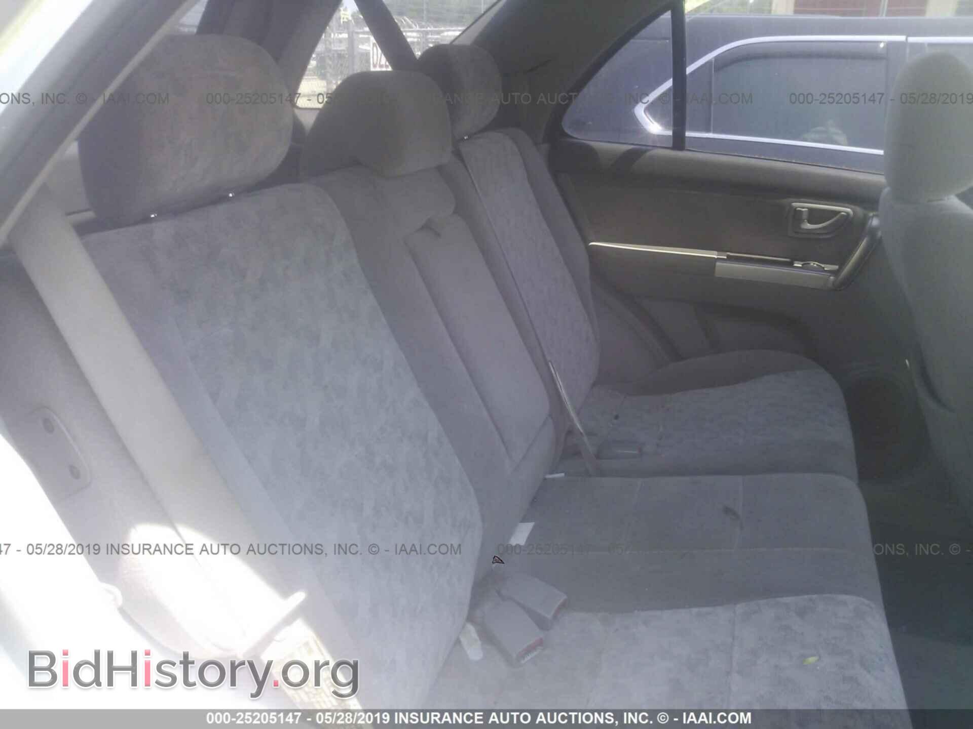 2006 KIA SORENTO - VIN: KNDJD733765643089 - Фото 8