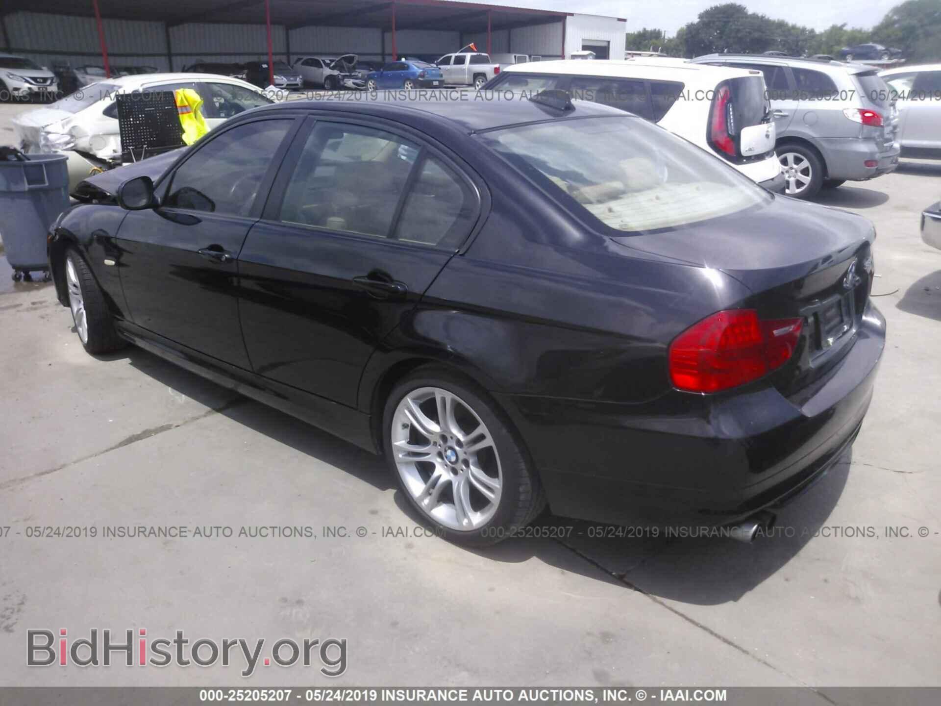 2011 BMW 328 - VIN: WBAPH7G59BNM54400 - Фото 3